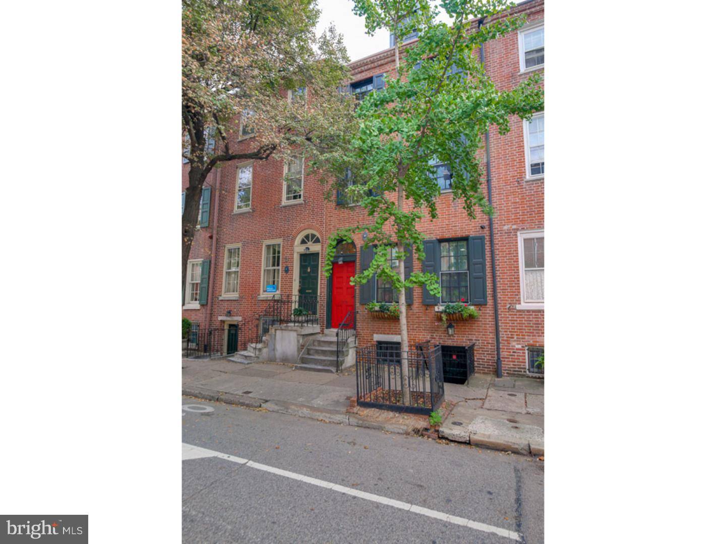Philadelphia, PA 19107,1214 PINE ST