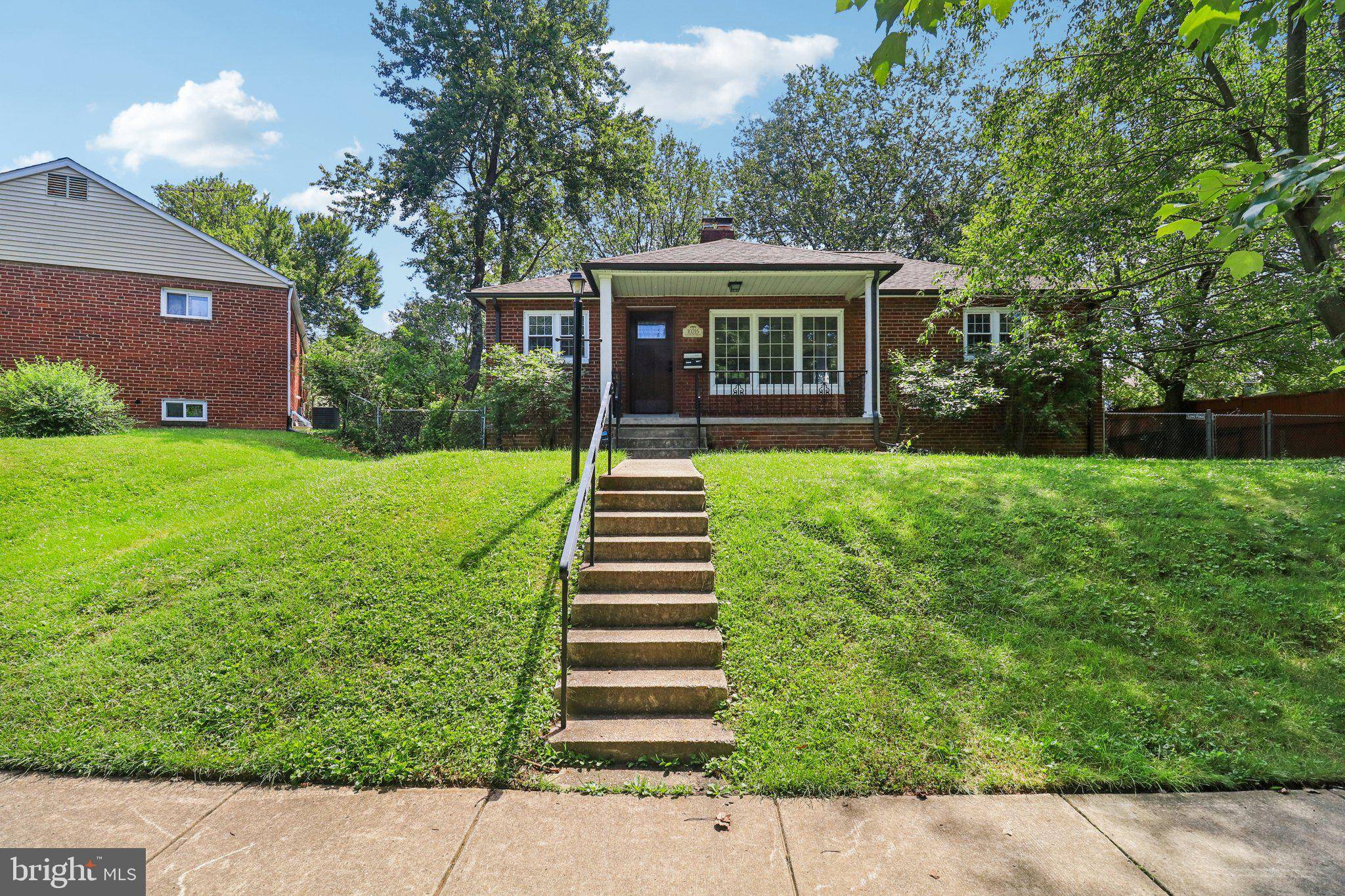 Silver Spring, MD 20902,10215 HAYWOOD DR