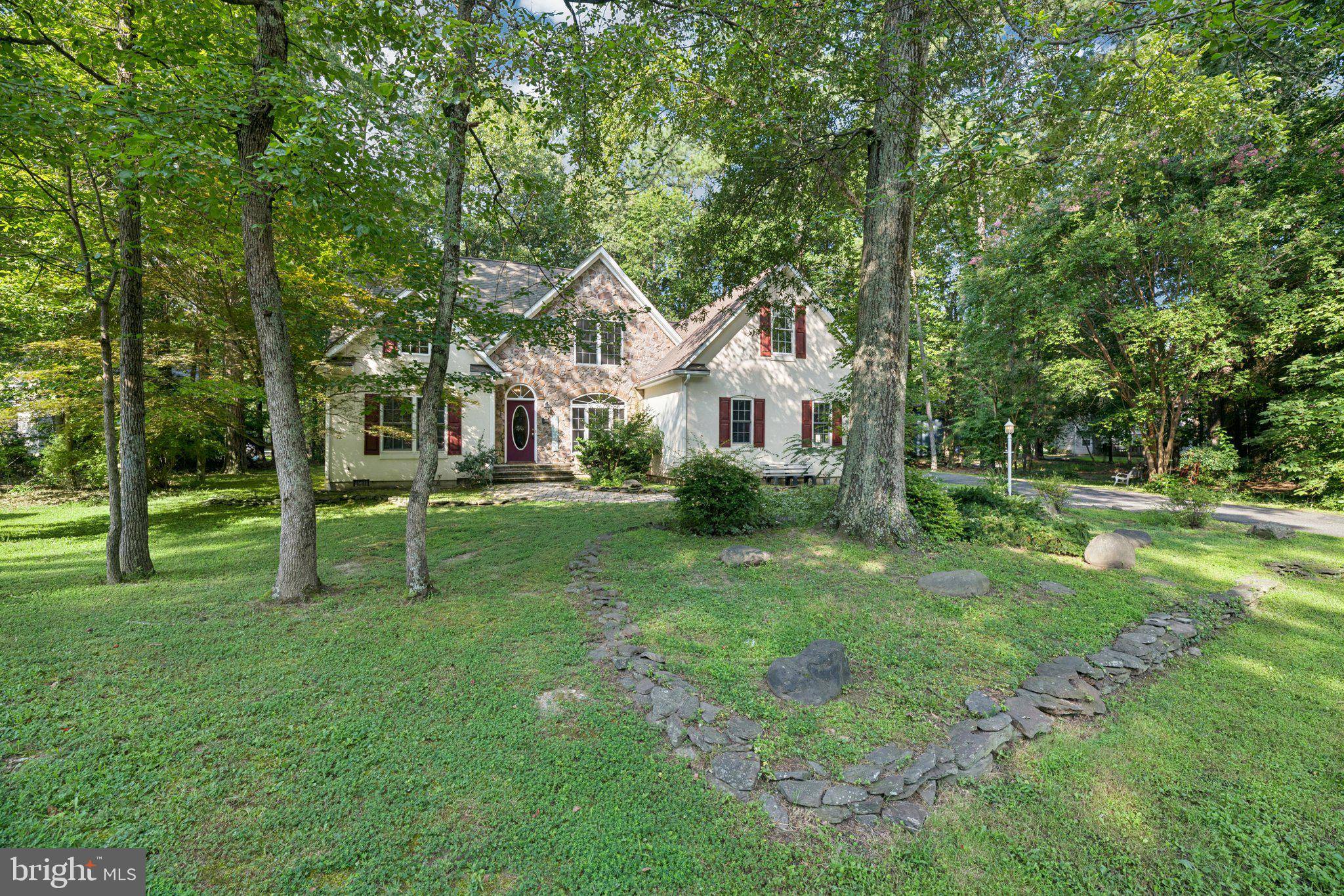 Issue, MD 20645,14715 JENNIFER CT