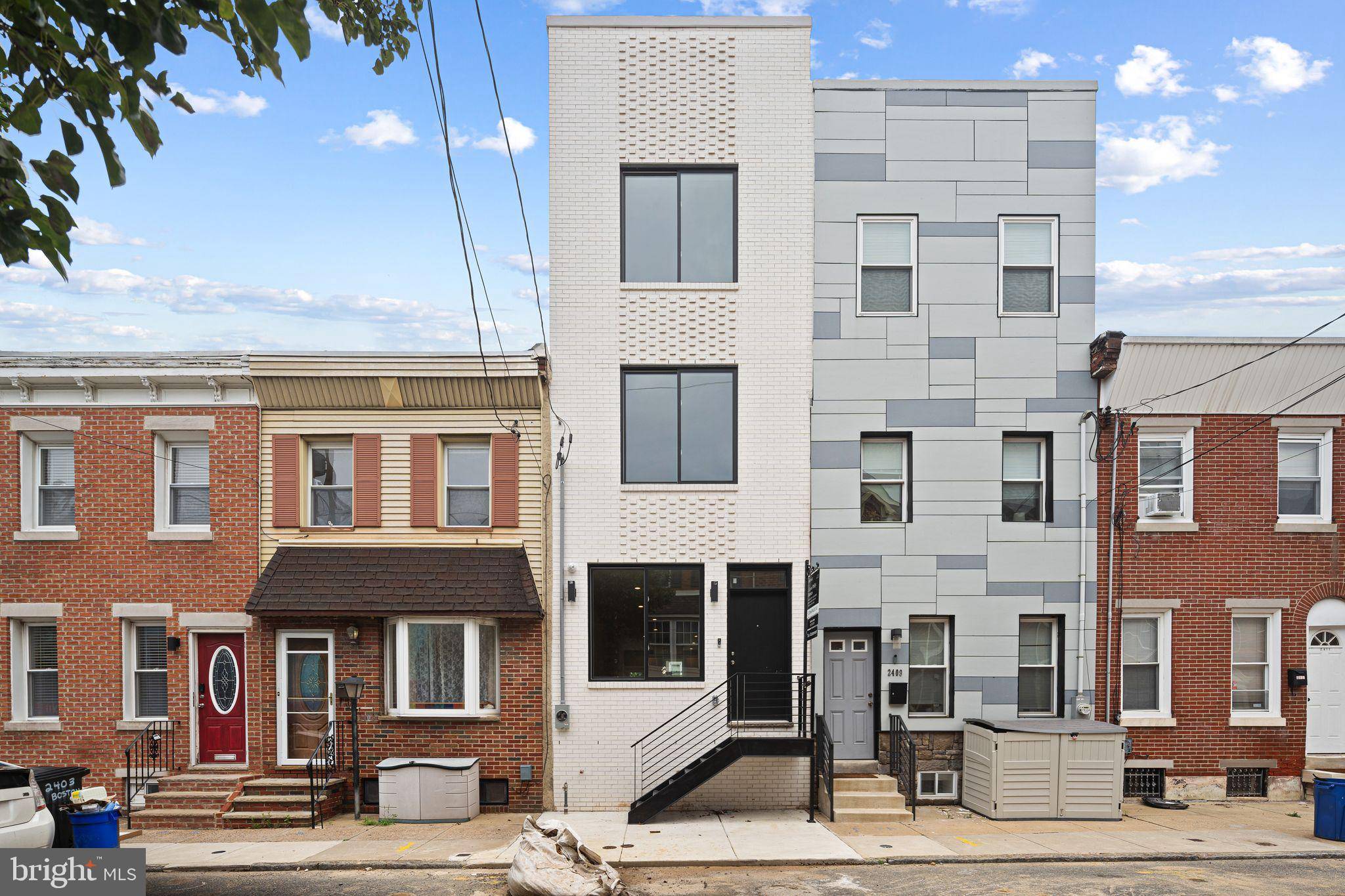 Philadelphia, PA 19125,2407 E BOSTON ST