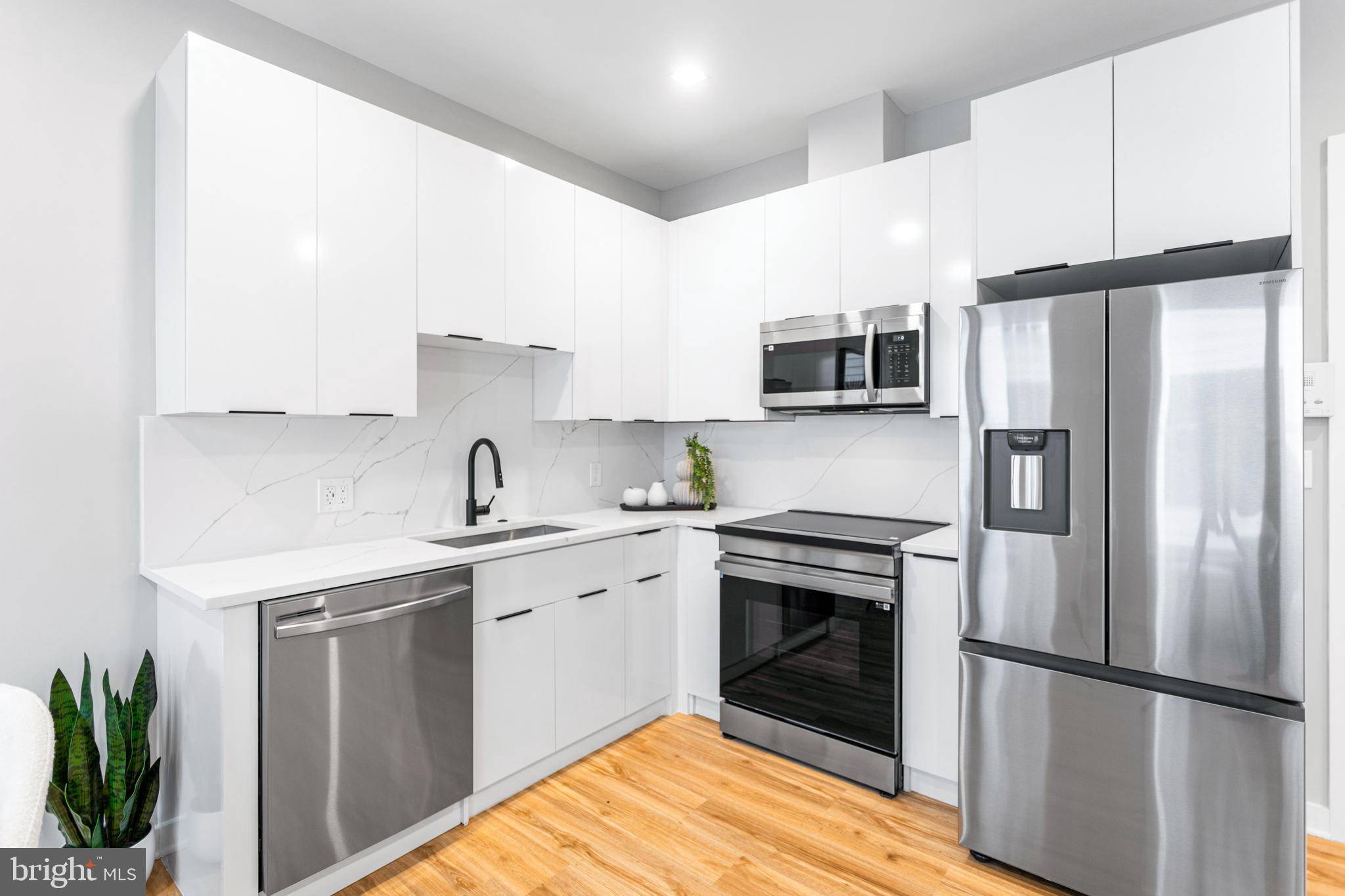 Washington, DC 20002,1358 FLORIDA AVE NE #B05