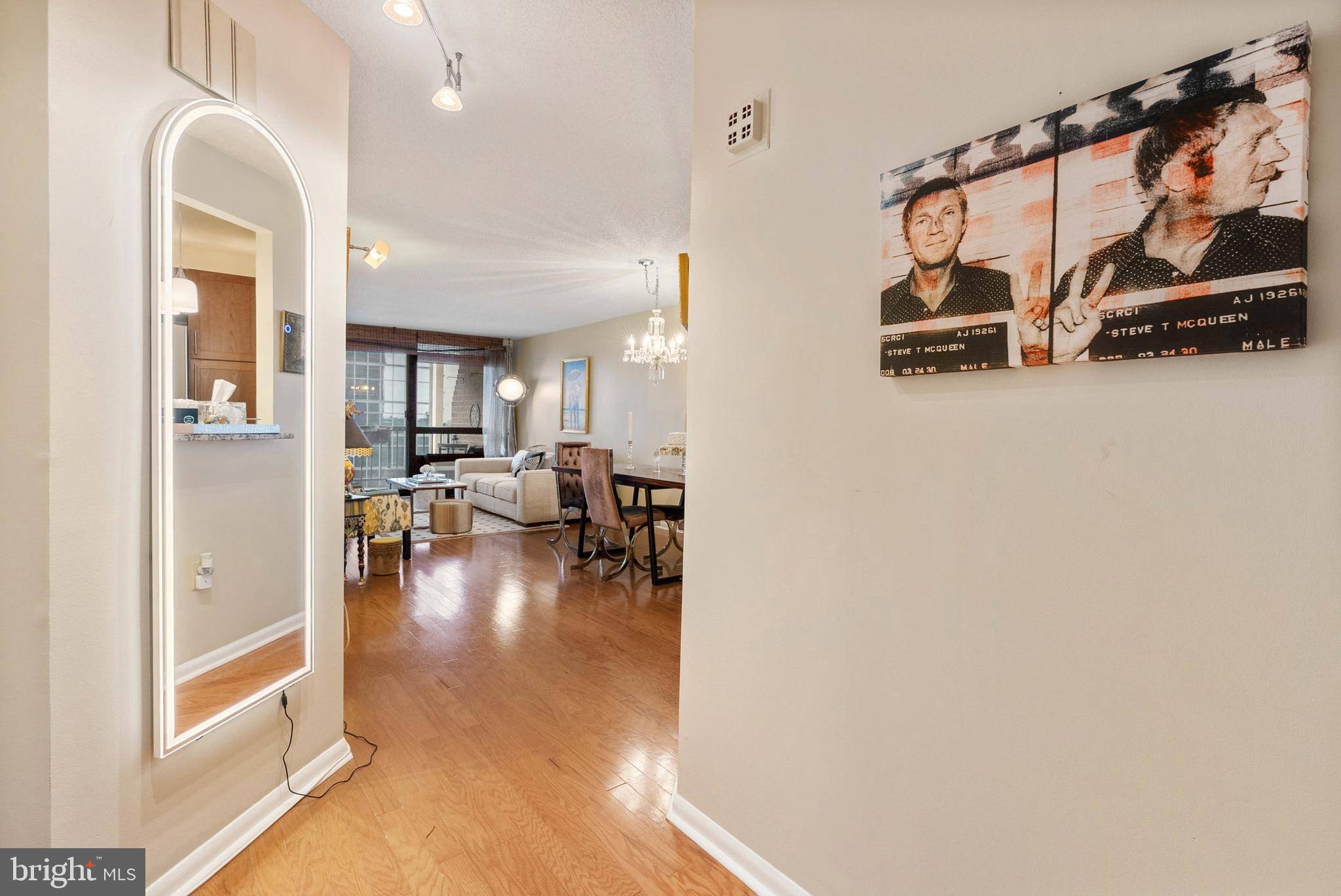 Philadelphia, PA 19106,233 S 6TH ST #704