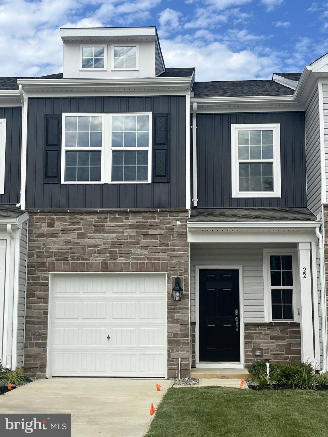 Runnemede, NJ 08078,22 WHALER DR