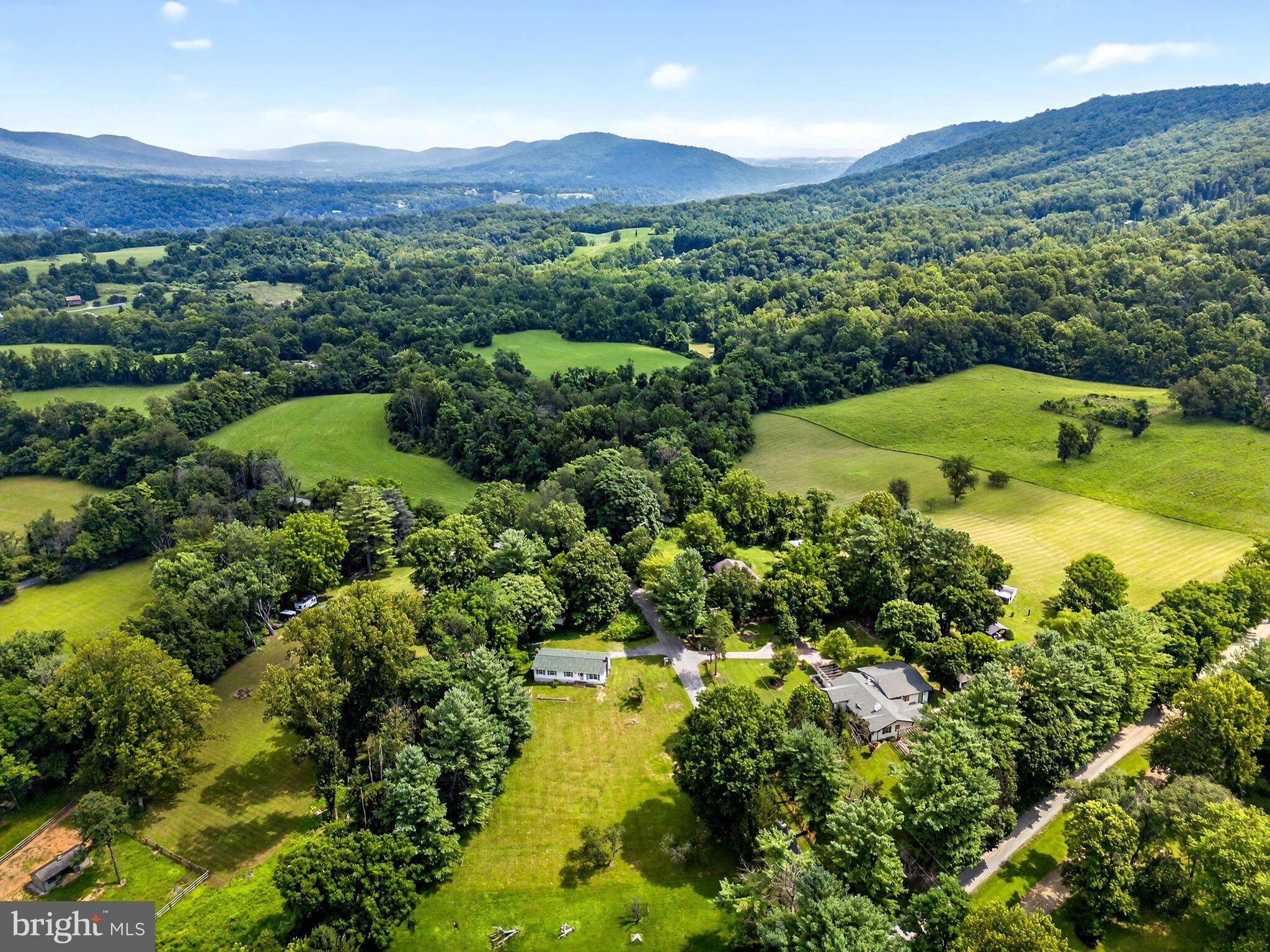 Hillsboro, VA 20132,11299 RUSSELL RD