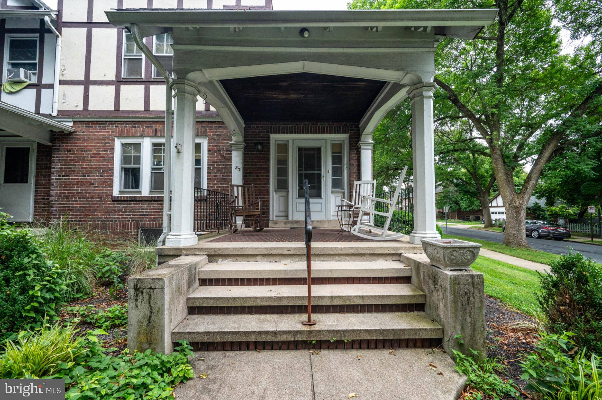 Wyomissing, PA 19610,23 S PARK RD