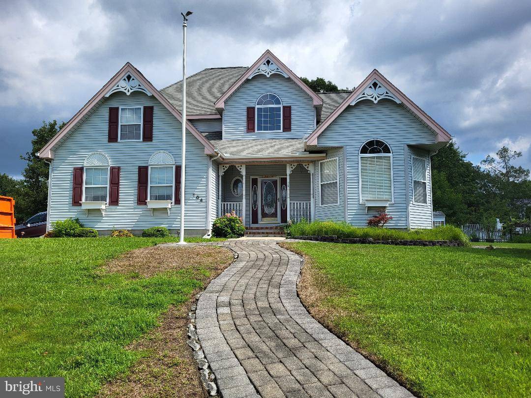 Manahawkin, NJ 08050,104 COMPASS RD