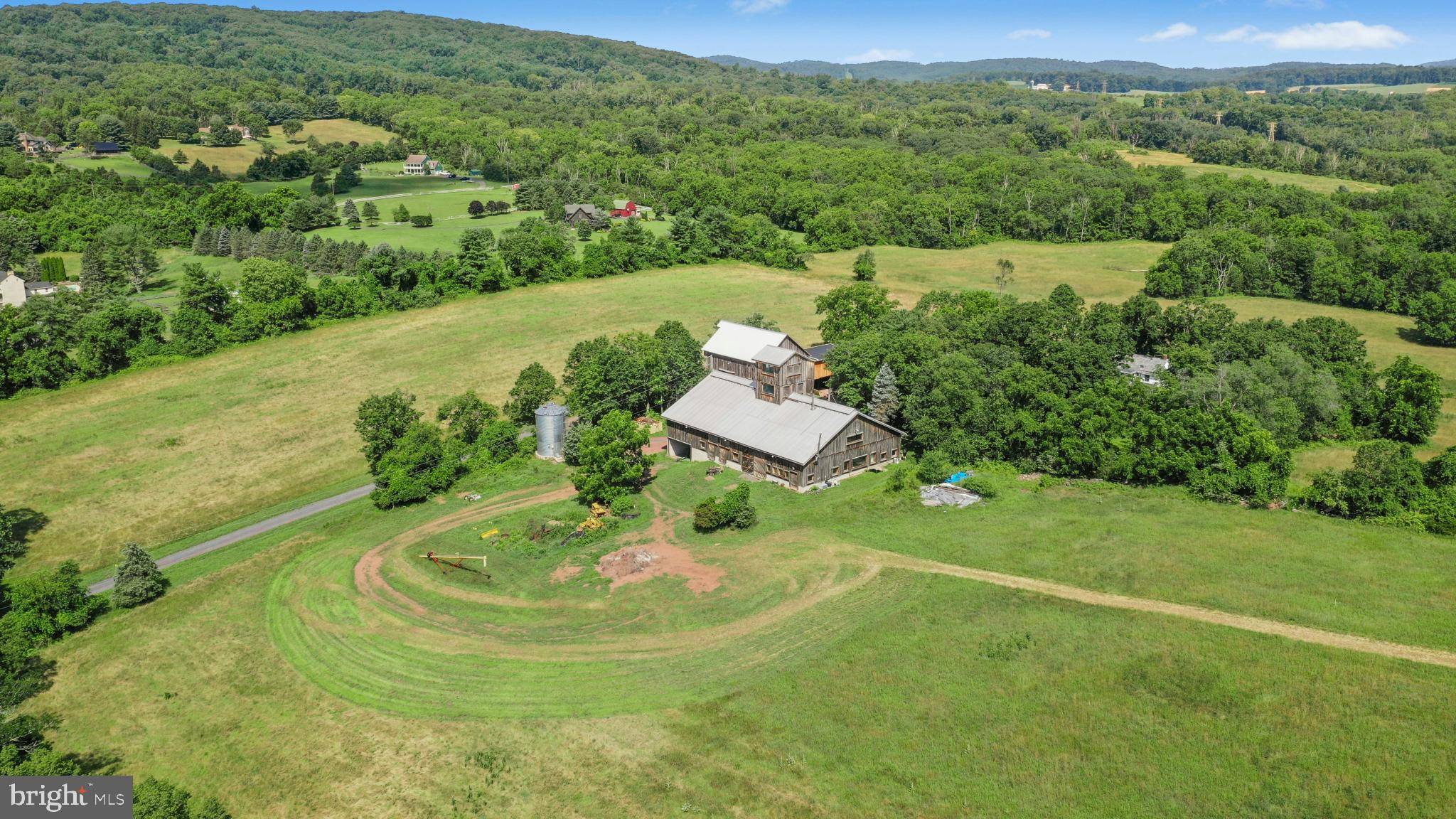 Kintnersville, PA 18930,665 KINTNER RD