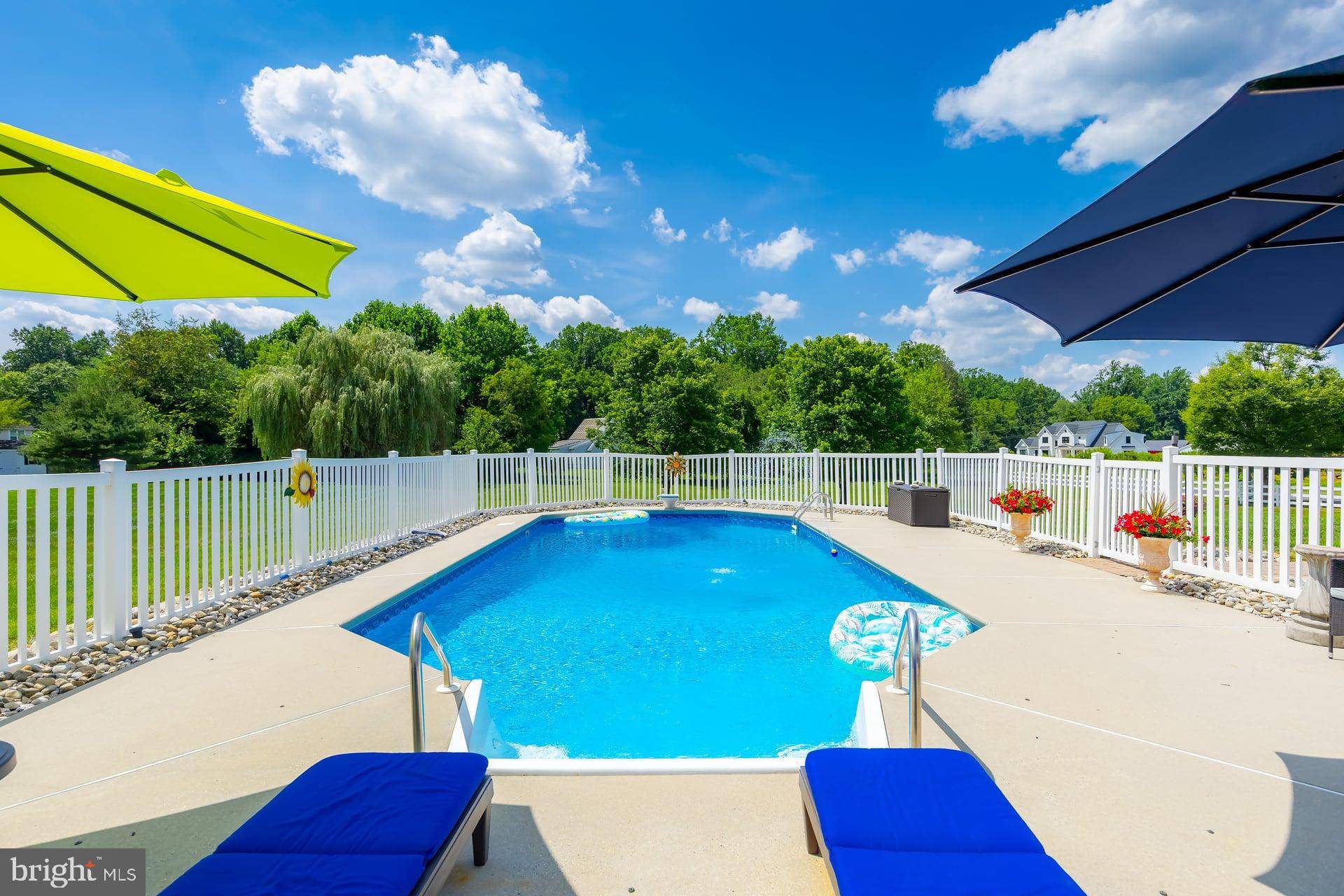 Mullica Hill, NJ 08062,102 BROOKSIDE WAY