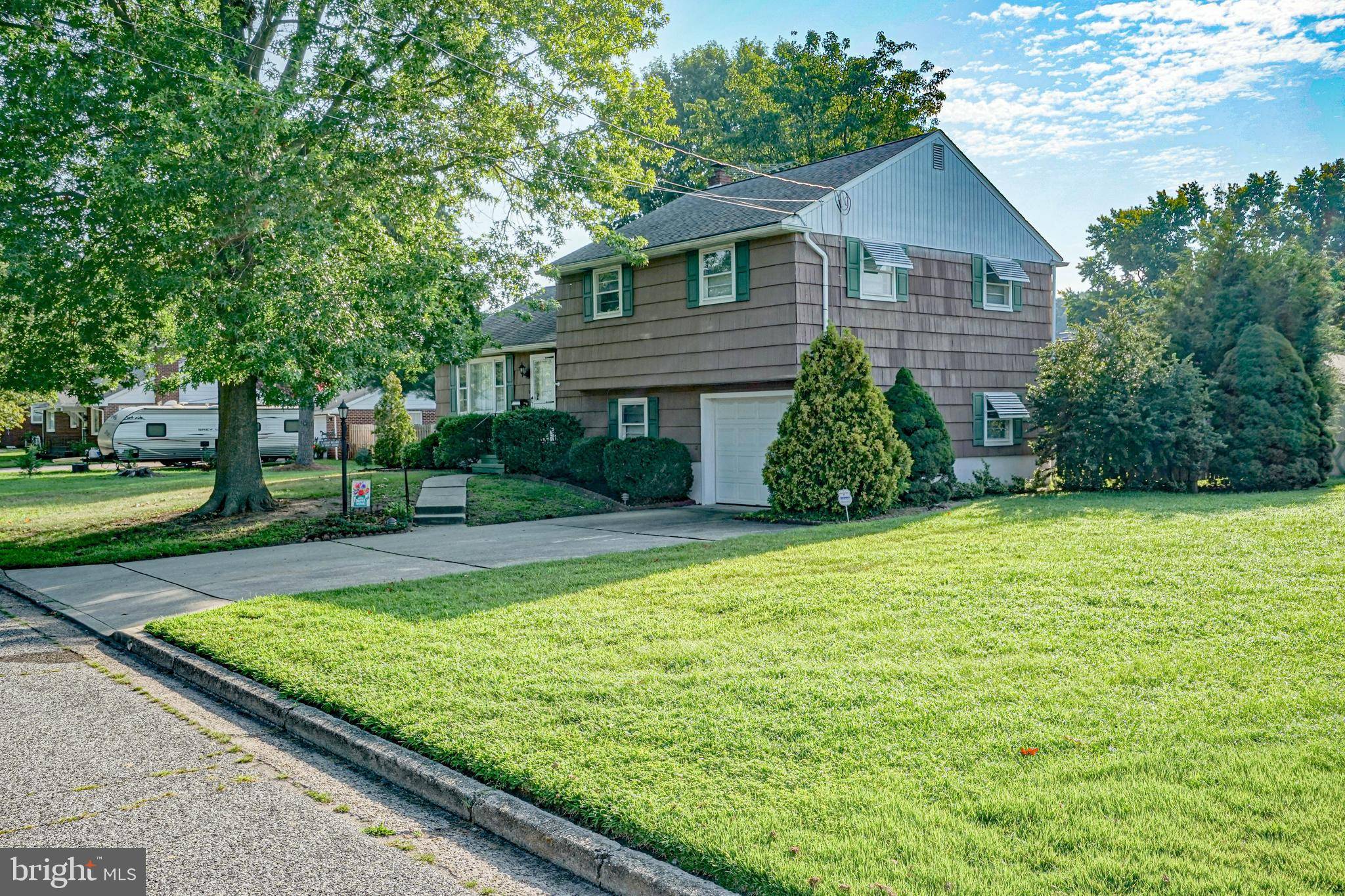 Pennsville, NJ 08070,20 GRACE AVE