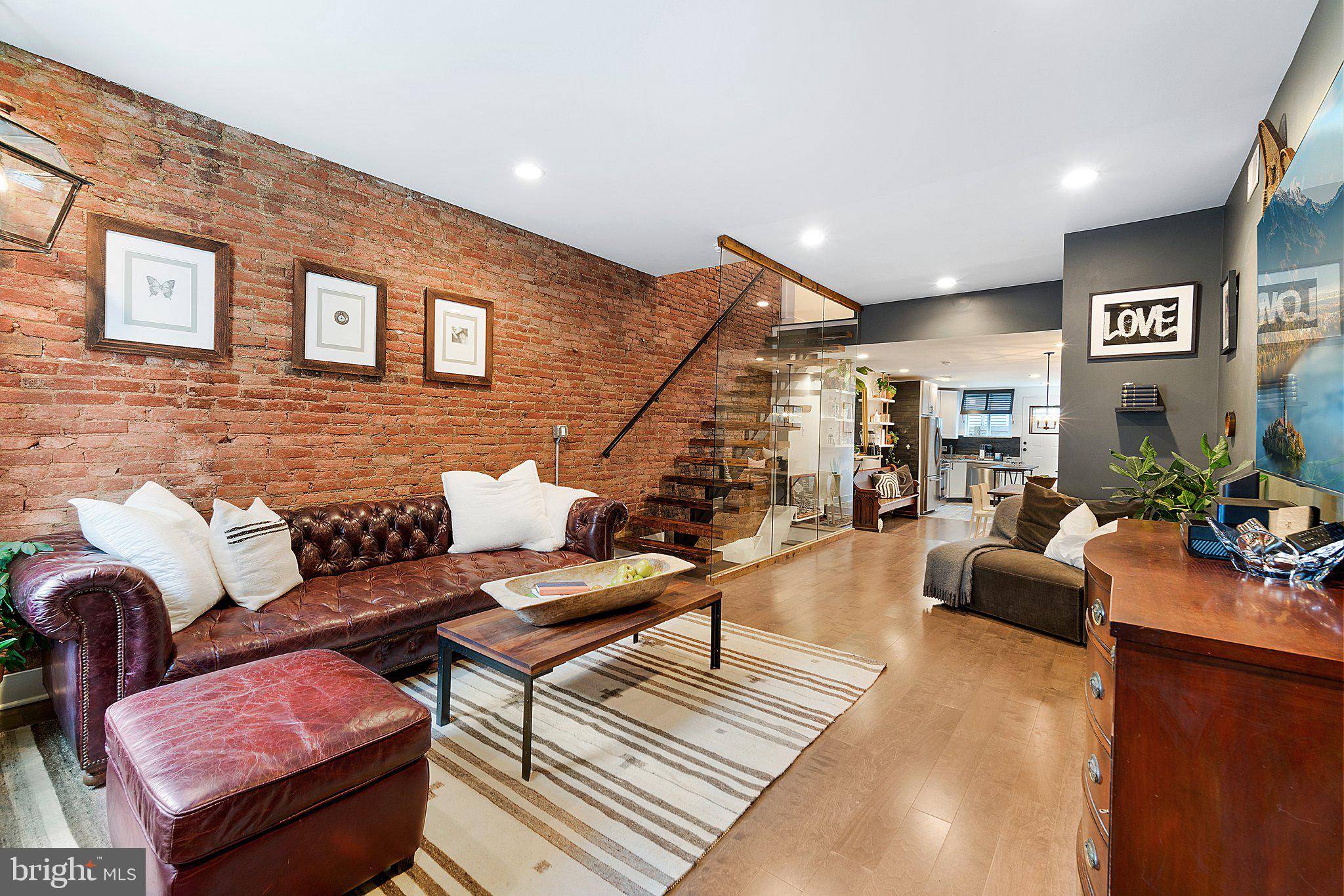Philadelphia, PA 19125,2366 E NORRIS ST