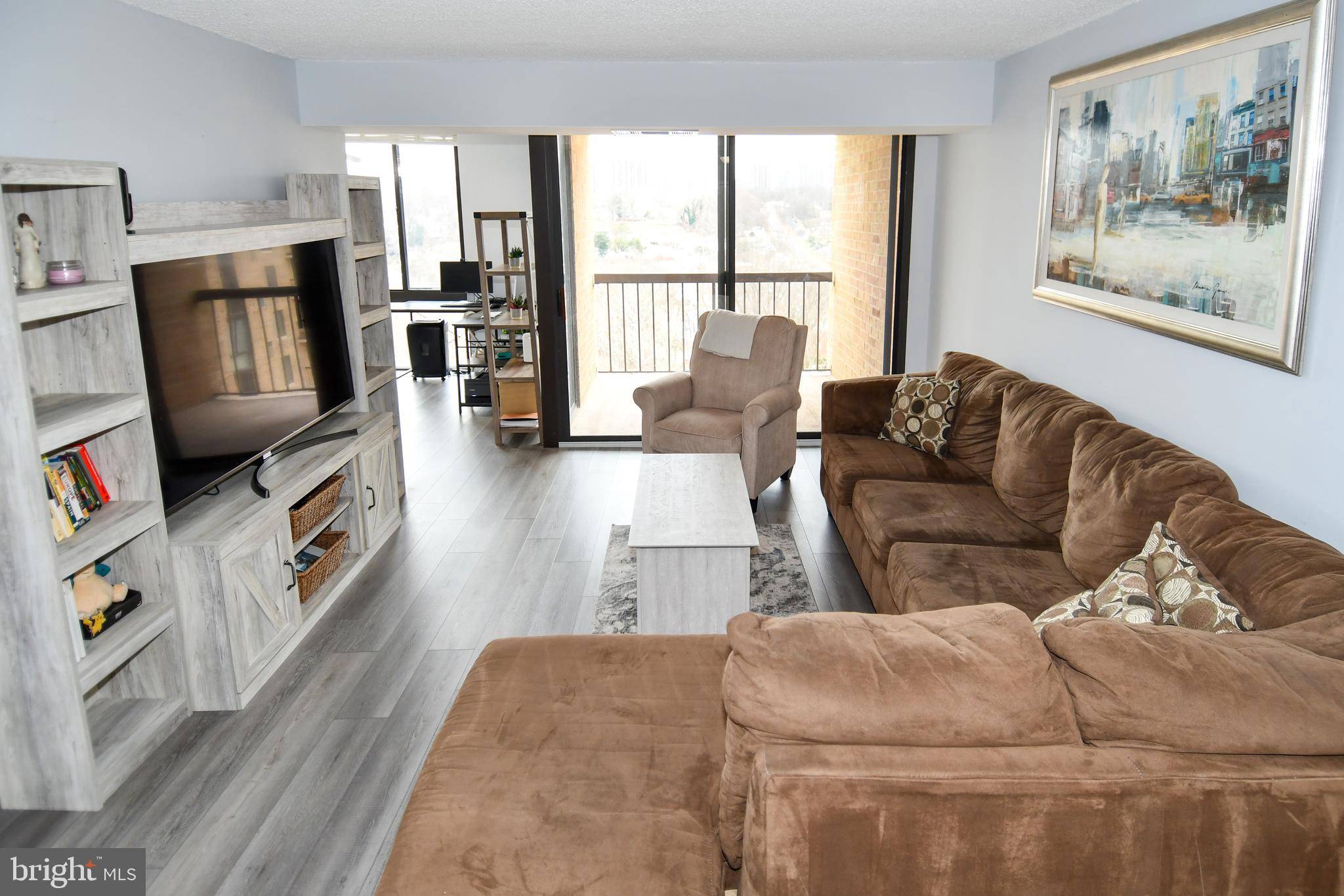 Arlington, VA 22204,4500 S FOUR MILE RUN DR #1218