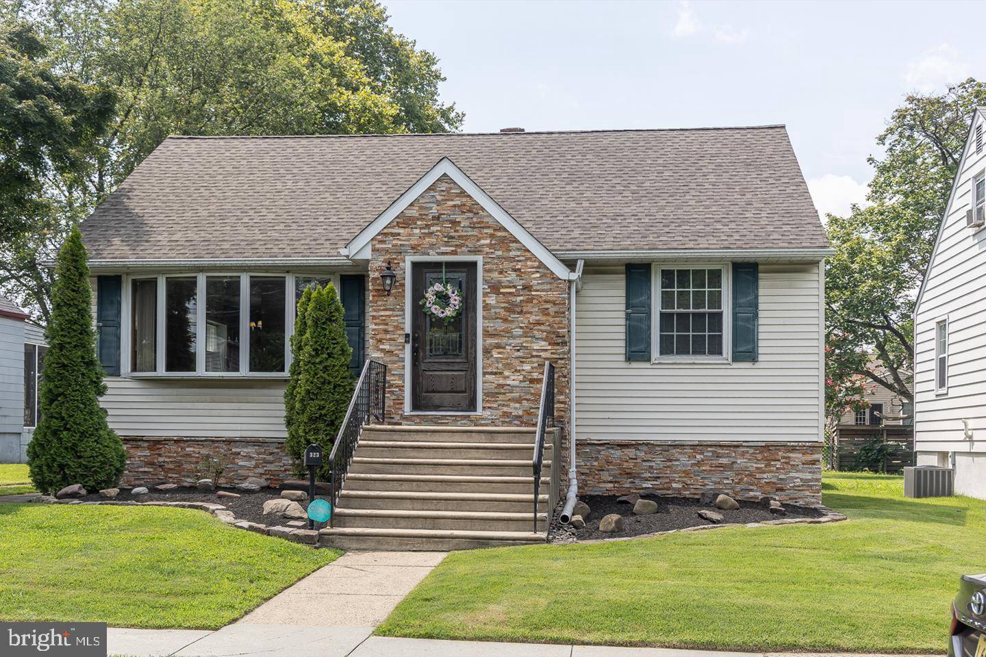 Gloucester City, NJ 08030,323 ORLANDO AVE