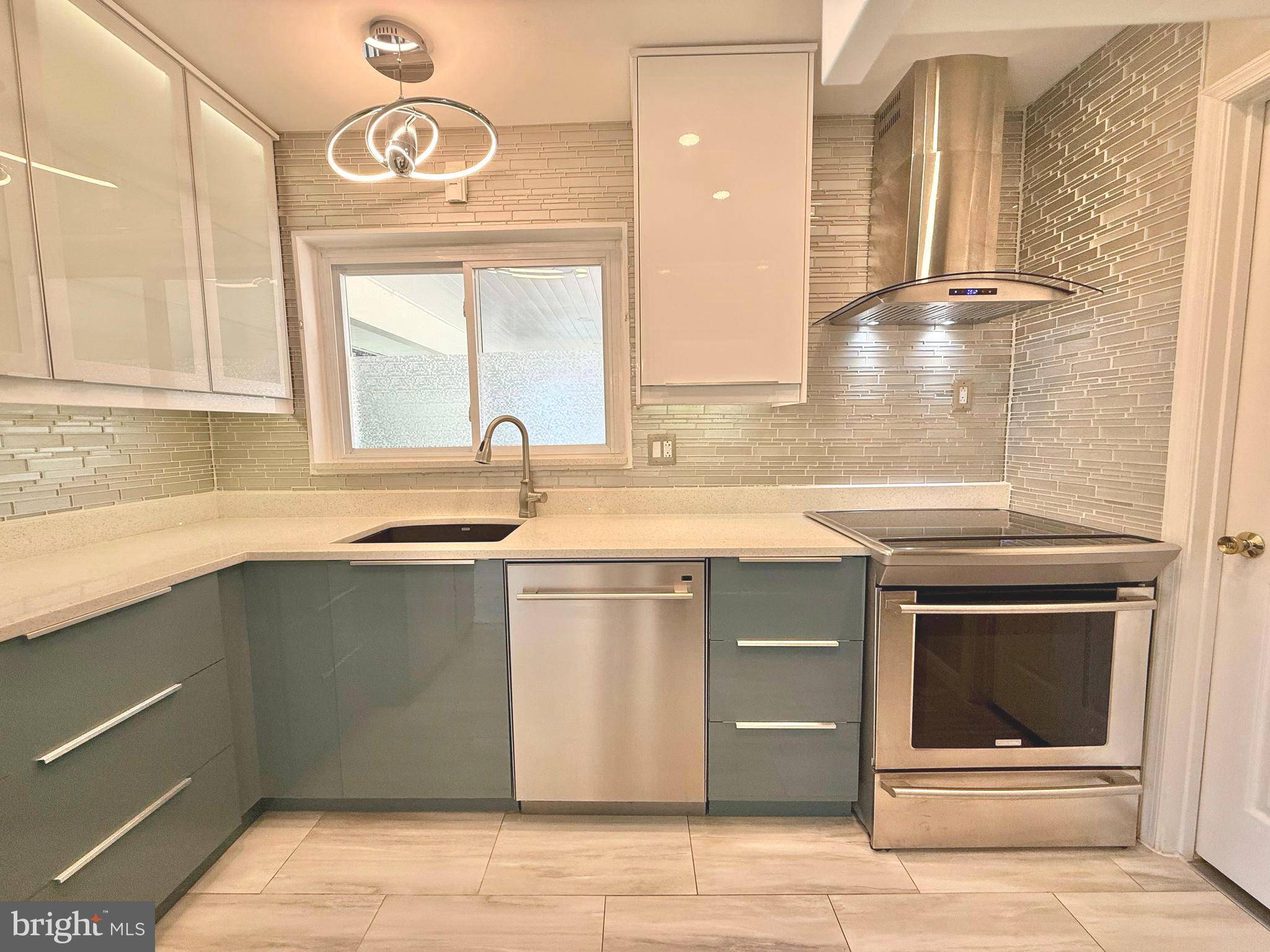 Springfield, VA 22151,5413 IVES PL