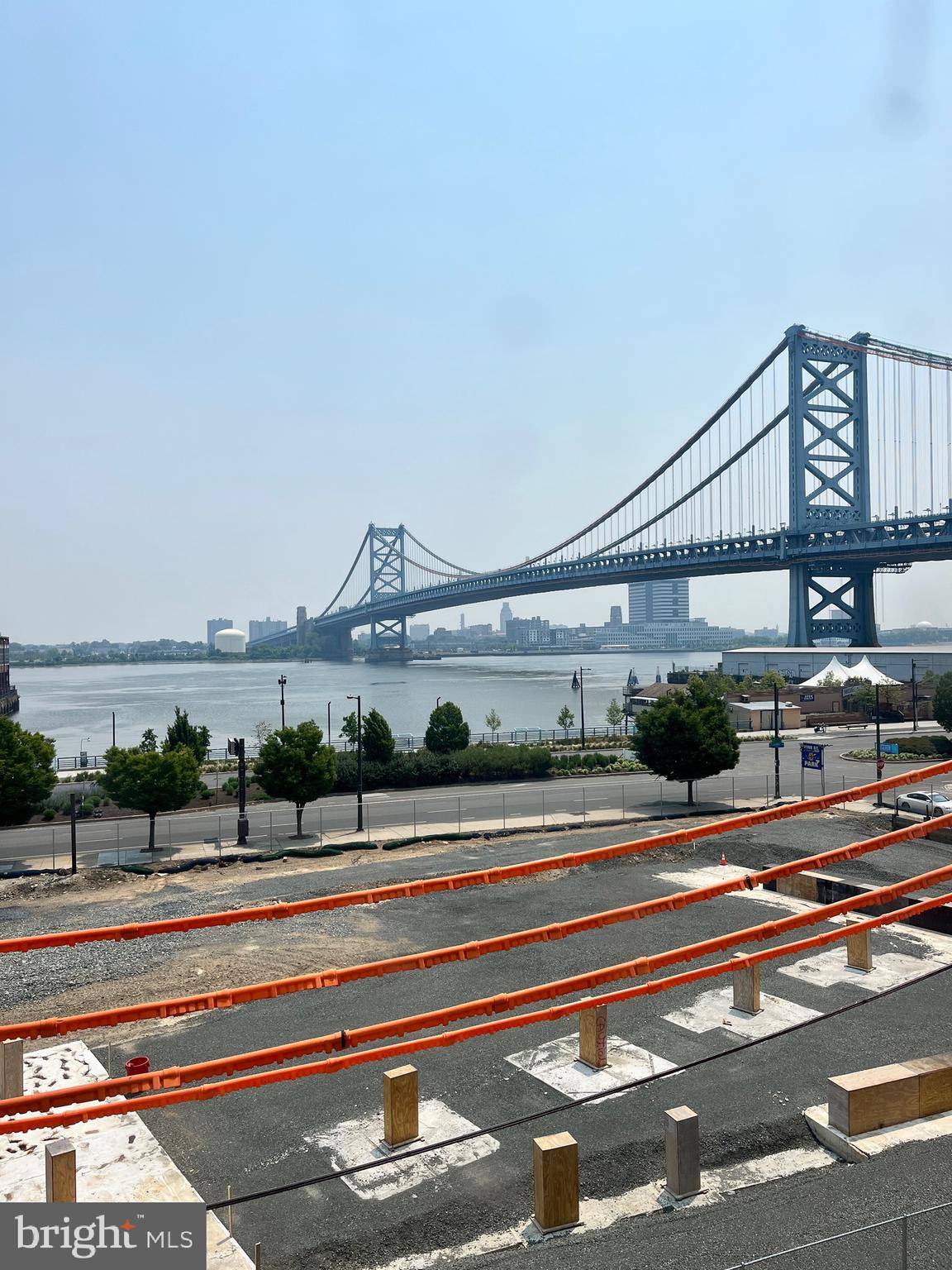 Philadelphia, PA 19106,319 N FRONT ST