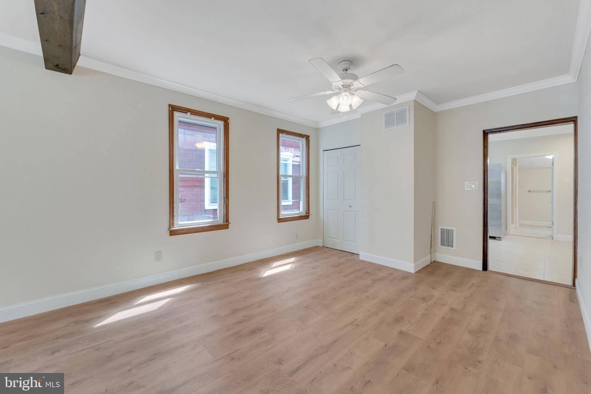 Riverside, NJ 08075,114 DELAWARE AVE