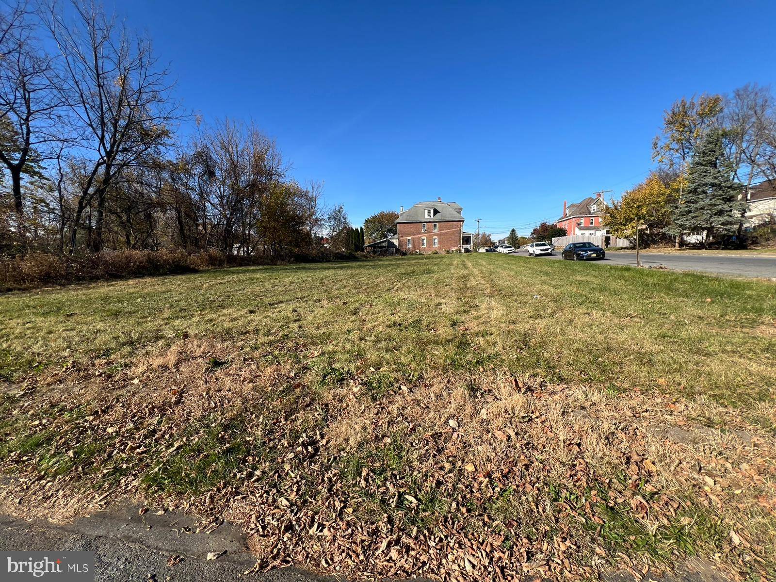 Easton, PA 18042,1123 CENTRE ST