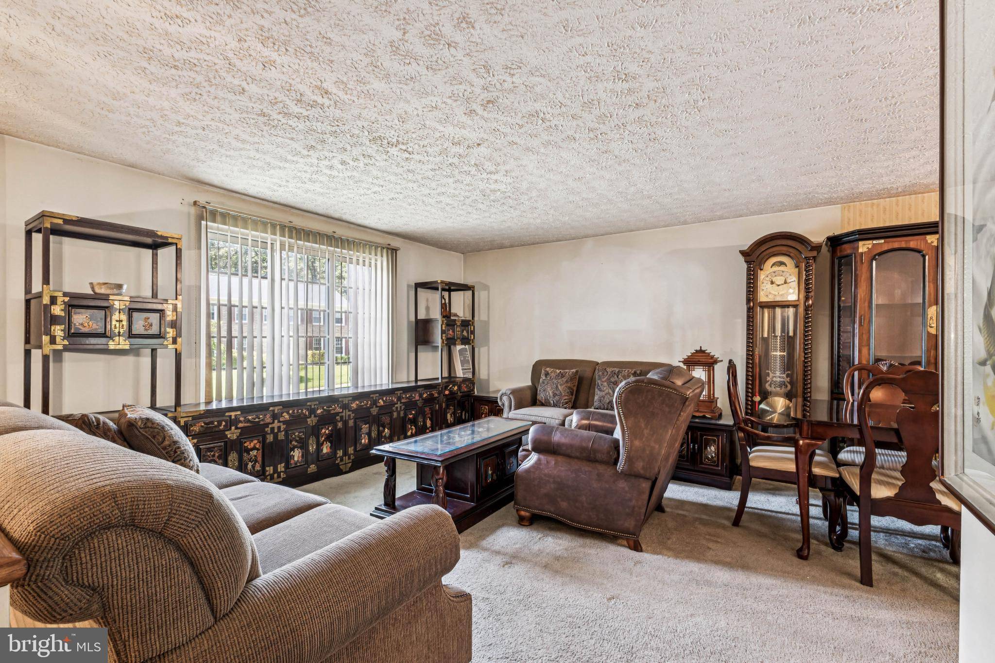Springfield, VA 22153,8011 TREASURE TREE CT