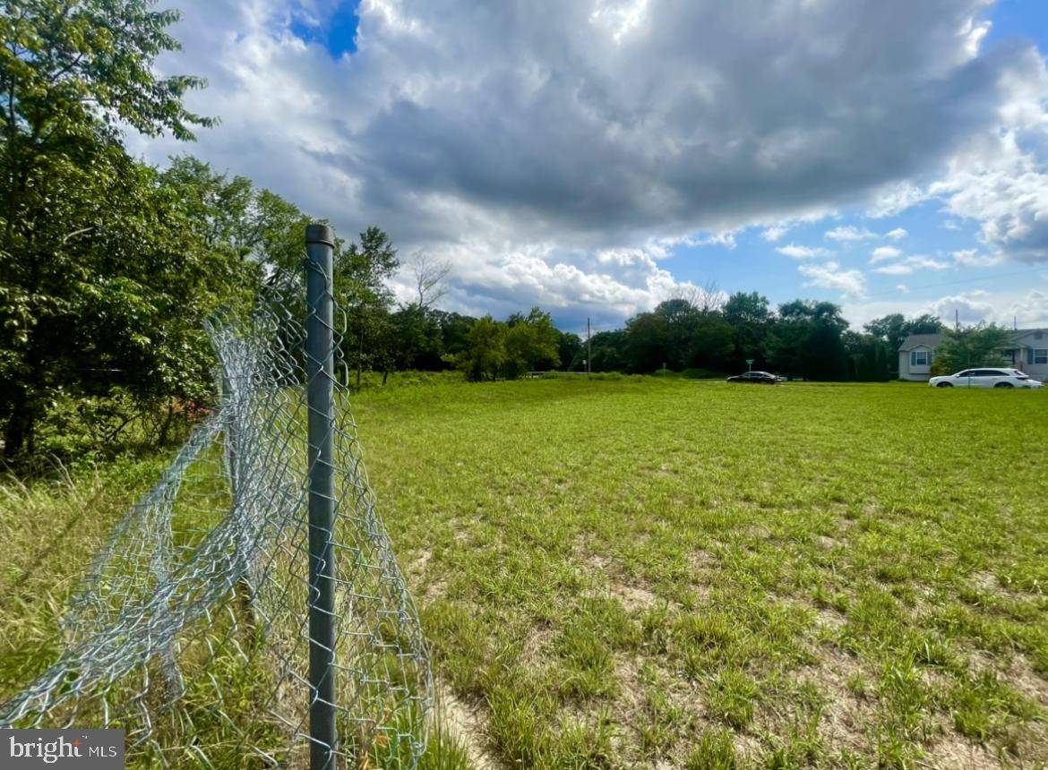 Vineland, NJ 08360,719 THIRD ST TER