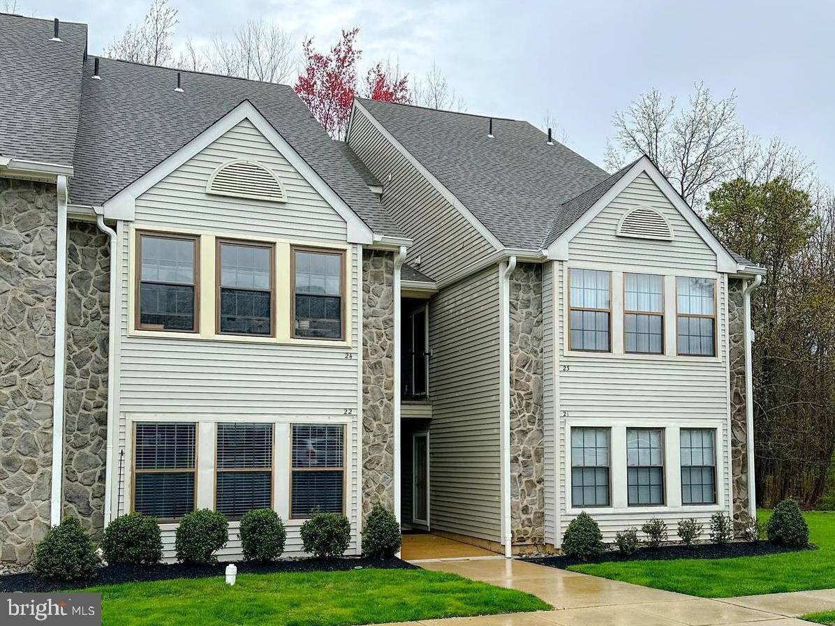 Marlton, NJ 08053,22 BRIDGEWATER DR