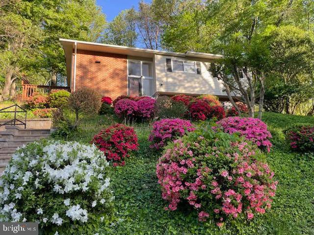 Springfield, VA 22152,7826 GLENISTER DR