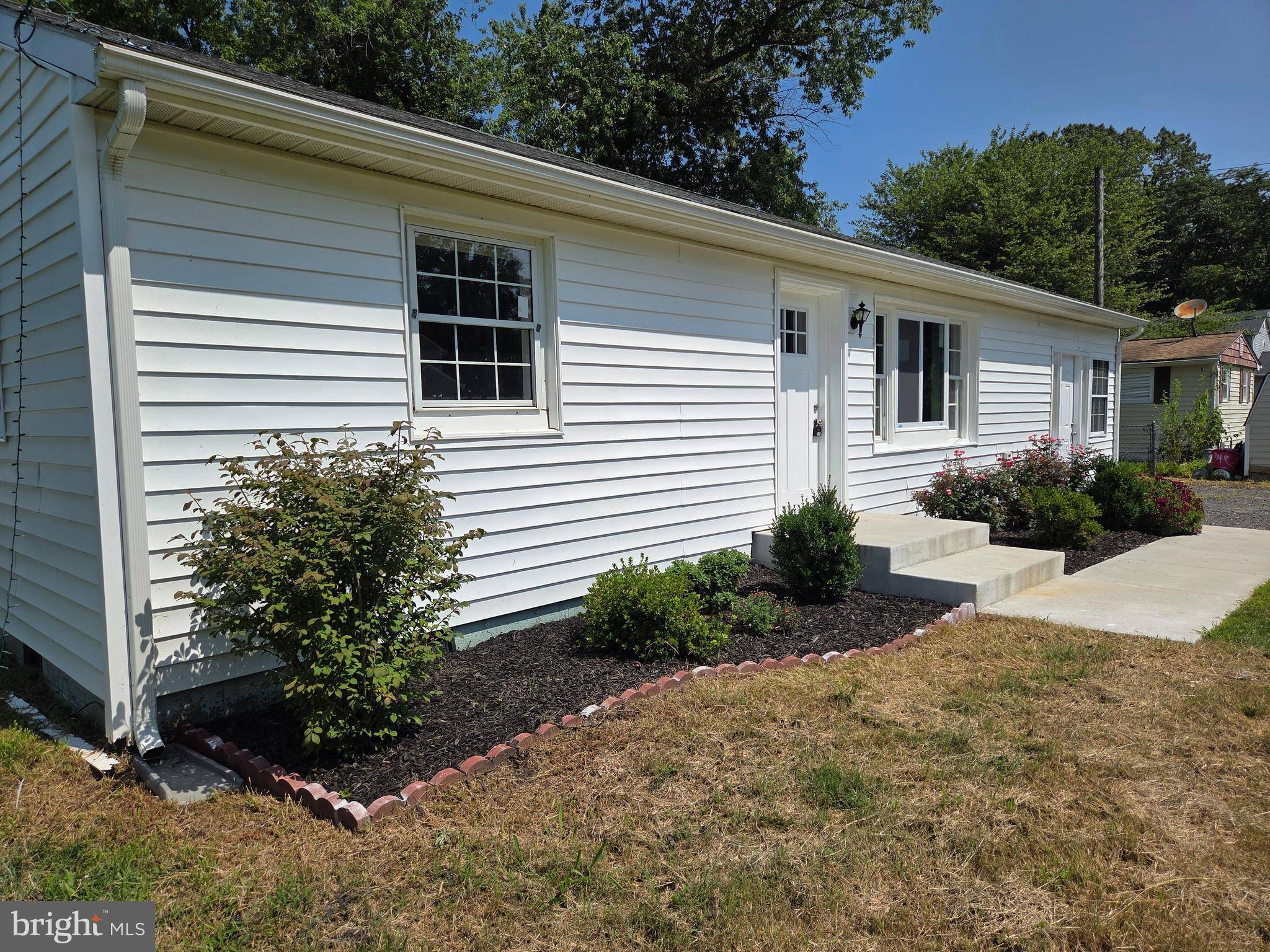 Colonial Beach, VA 22443,187 BROOKS DR