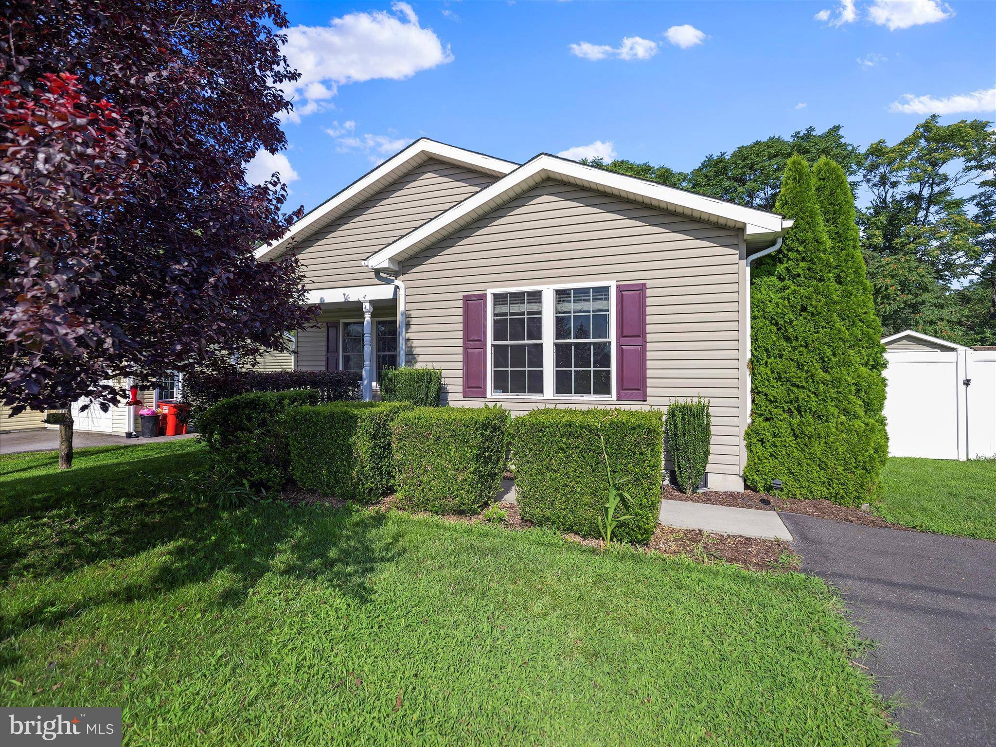 Bunker Hill, WV 25413,590 WENDOVER