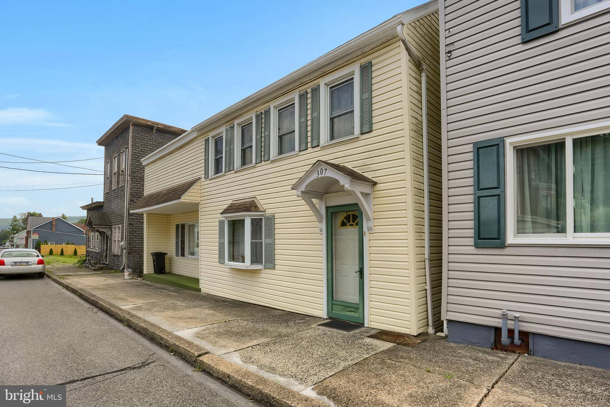 Lykens, PA 17048,307 POTTSVILLE ST