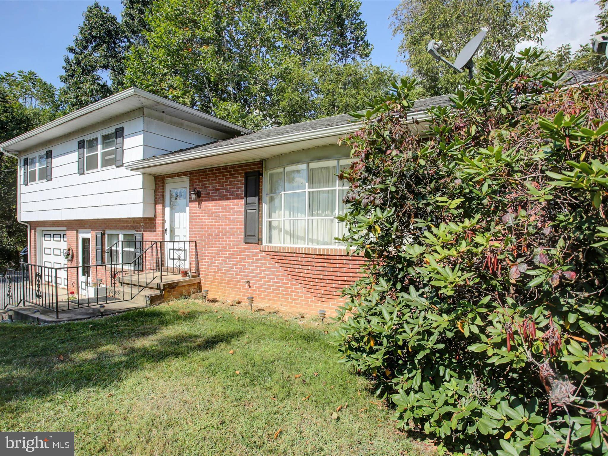 Waynesboro, PA 17268,8655 WAYNE RD