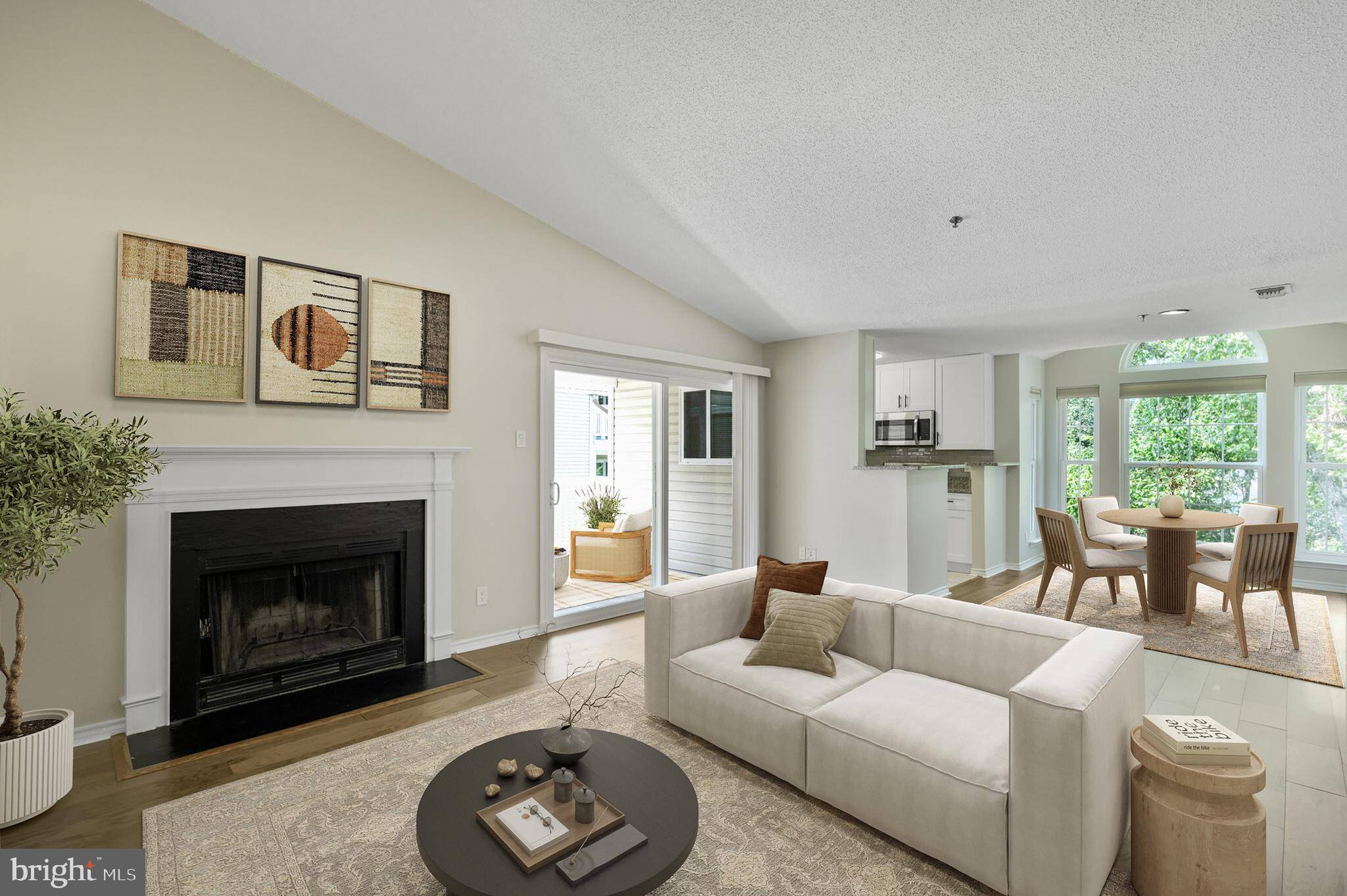 Mclean, VA 22102,1524 LINCOLN WAY #406