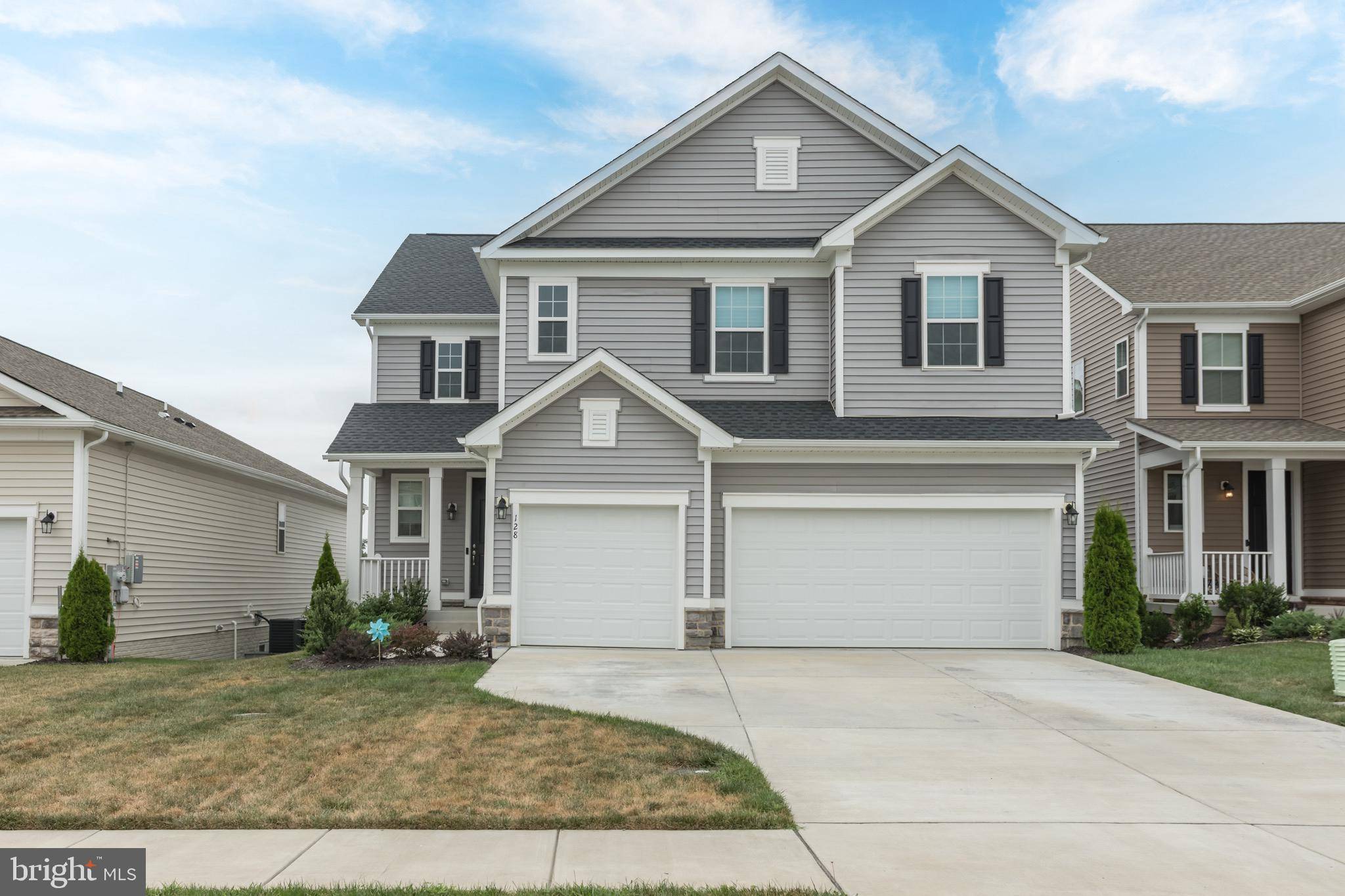 Winchester, VA 22602,128 RAVEN OAKS DR