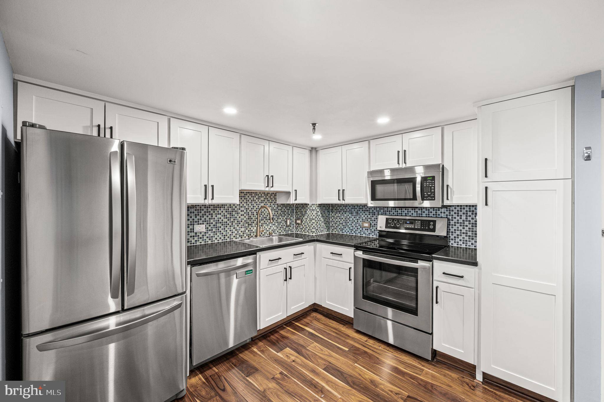 Philadelphia, PA 19130,2001 HAMILTON ST #809