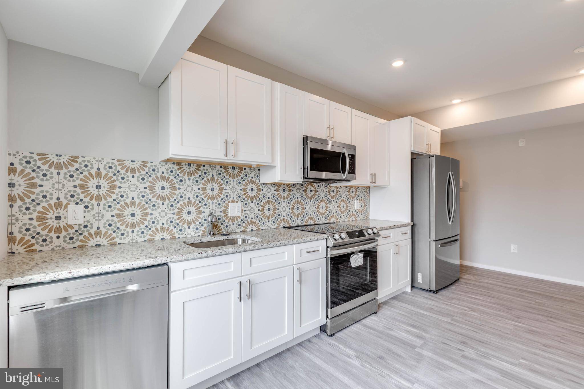 Philadelphia, PA 19133,1225 W DAUPHIN ST #A