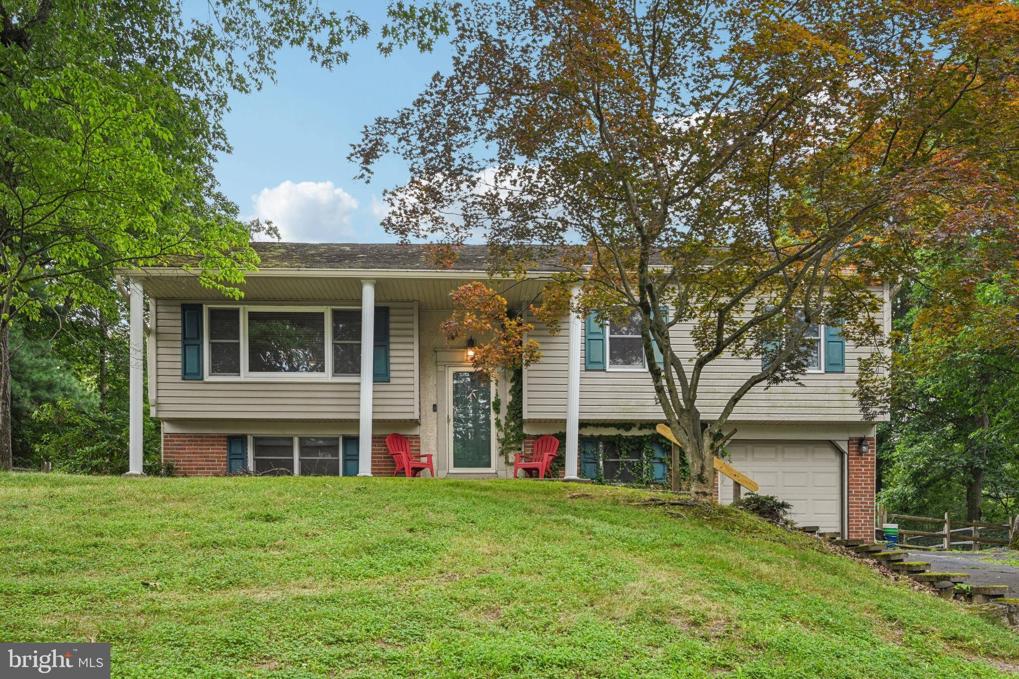 Norristown, PA 19403,14 WOODSEDGE RD