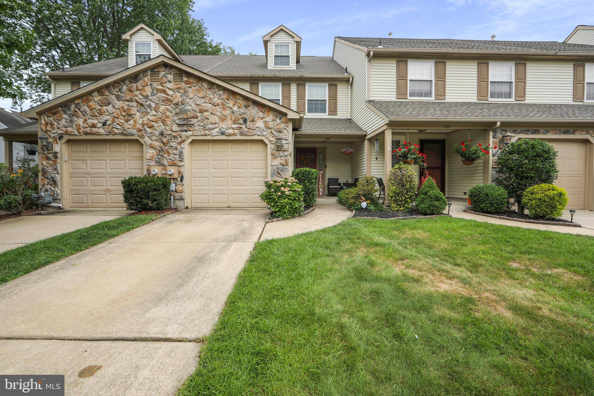 Marlton, NJ 08053,405 HAZELWOOD LN