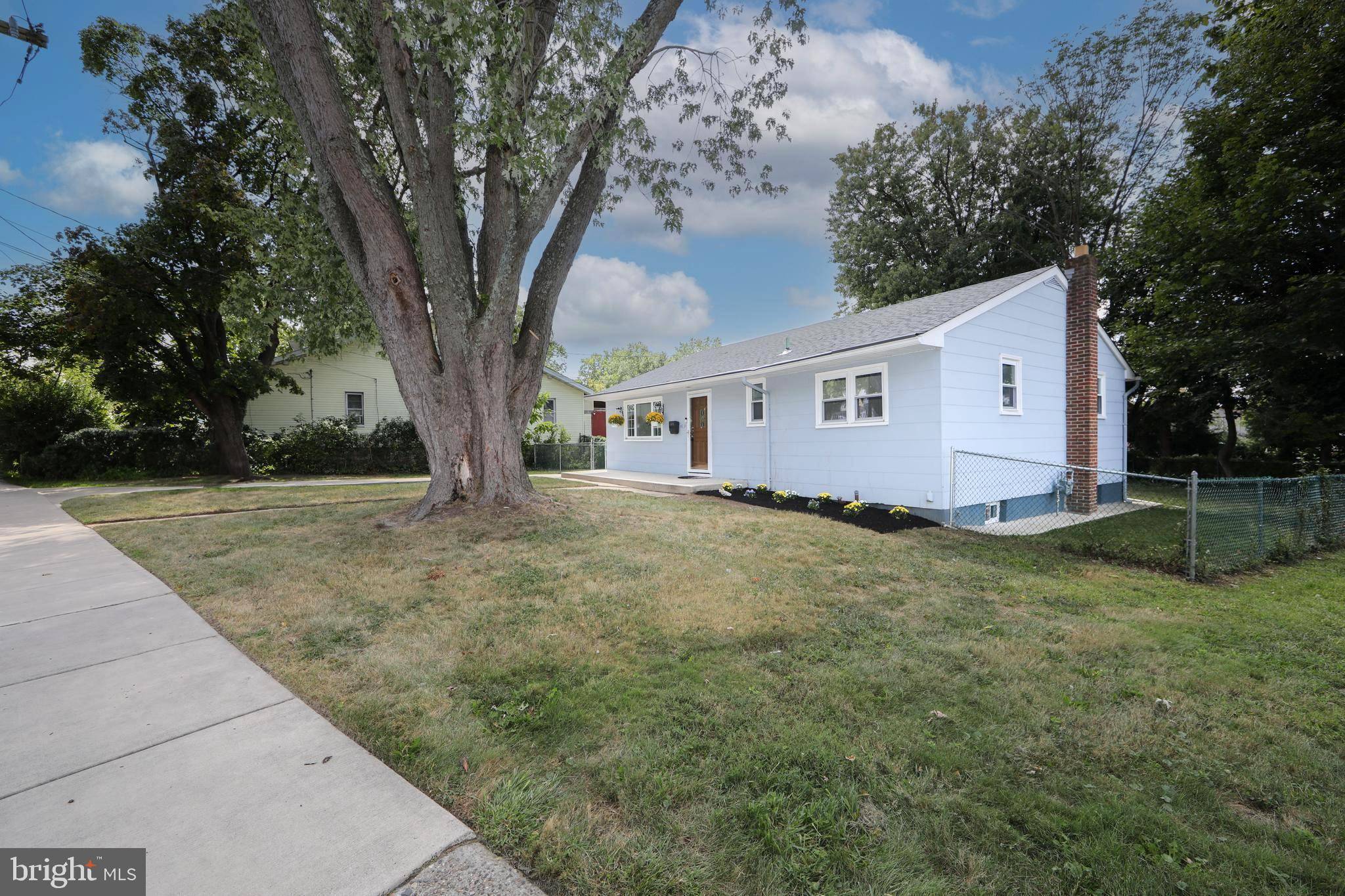 Somerdale, NJ 08083,5 S WARWICK RD