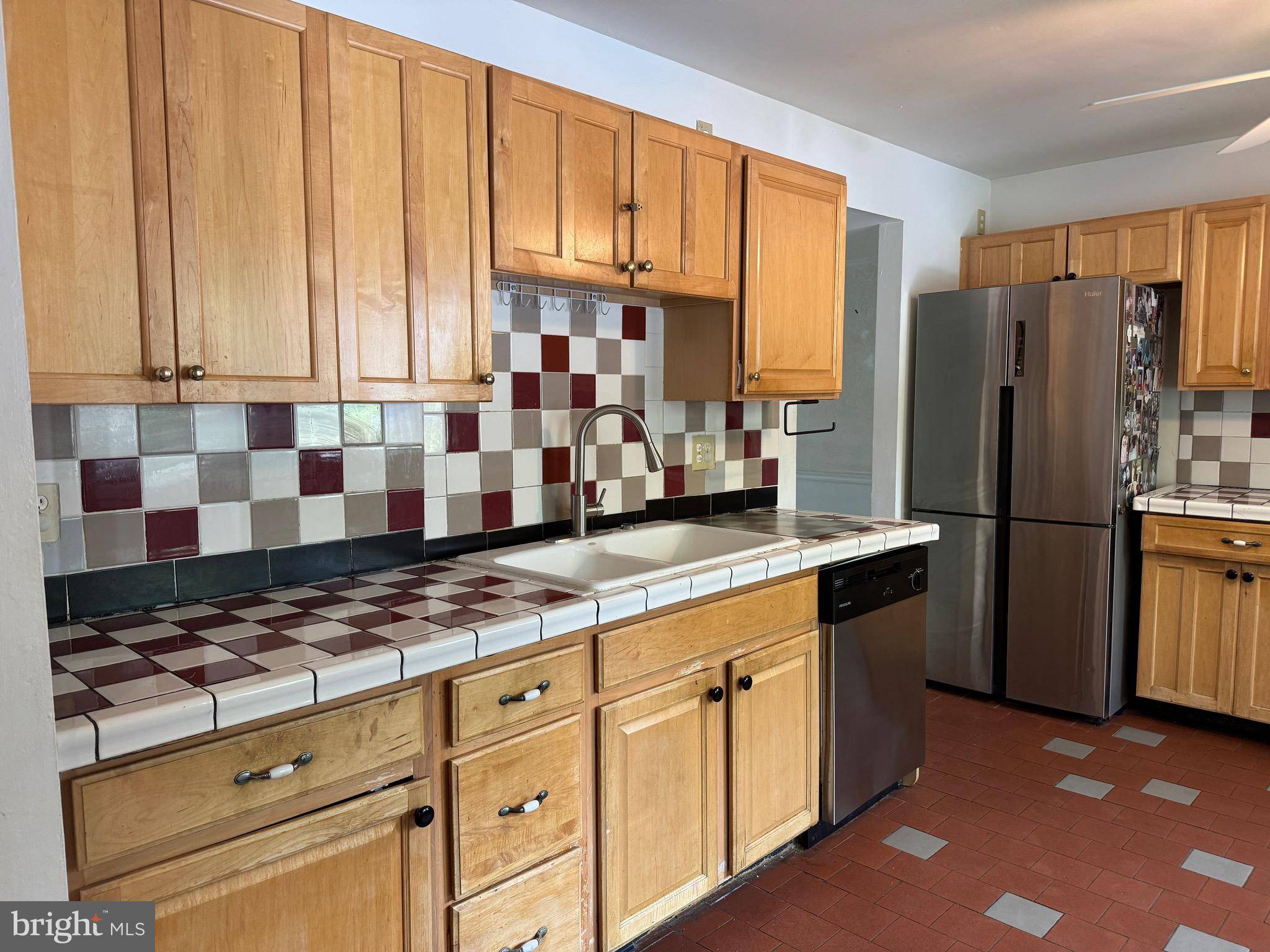 Arnold, MD 21012,1512 WINTERBERRY DR