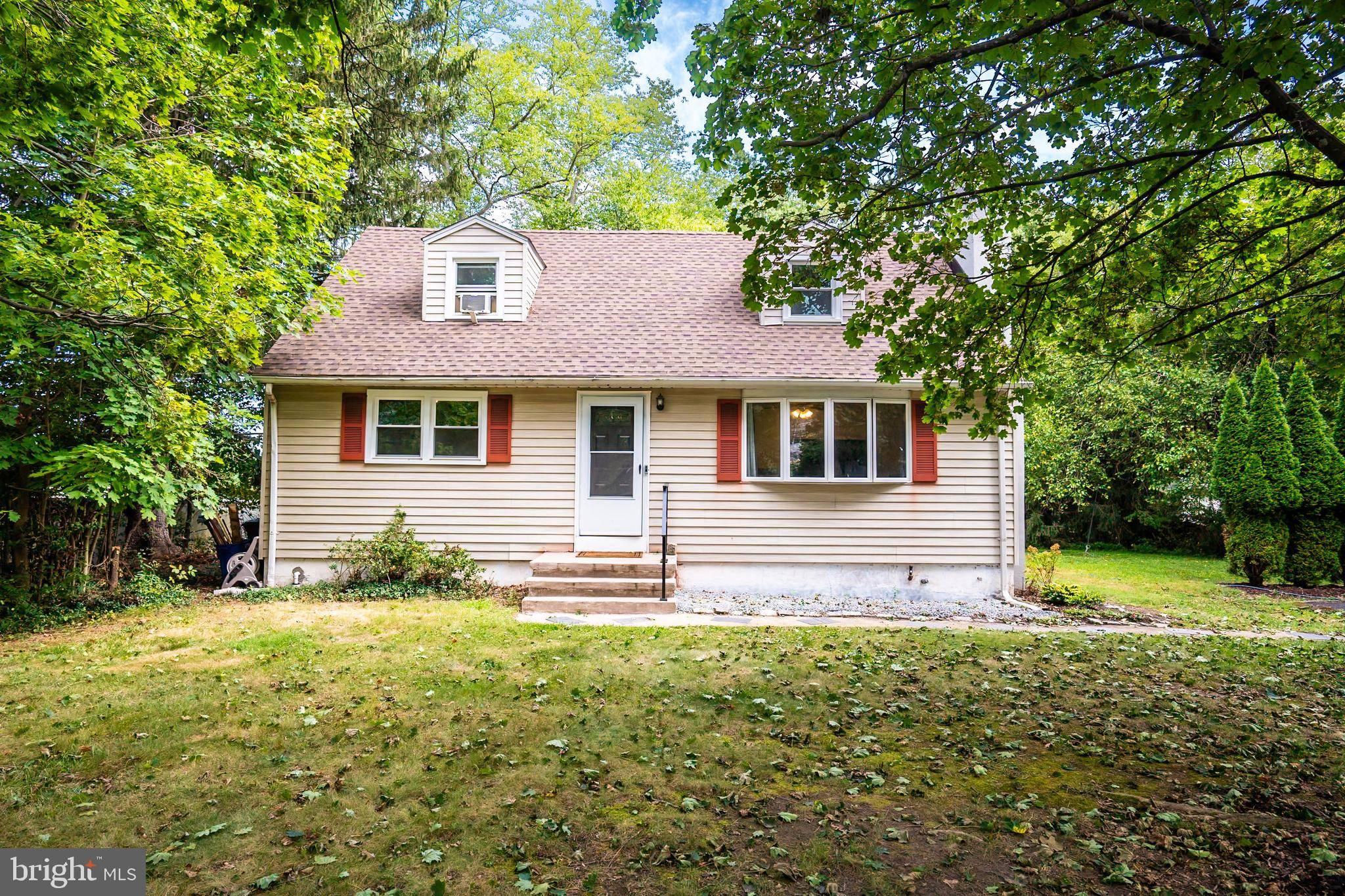 East Windsor, NJ 08520,288 DUTCH NECK RD