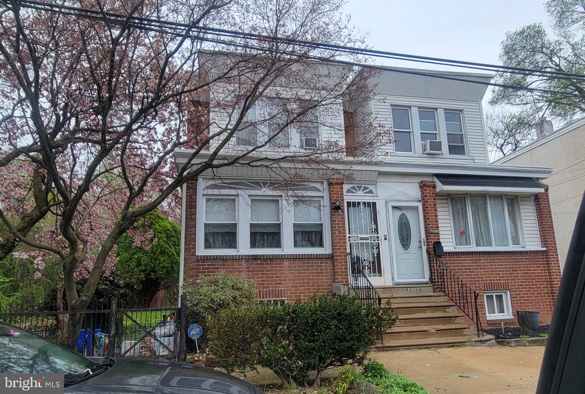 Philadelphia, PA 19153,8020 BRUNSWICK AVE