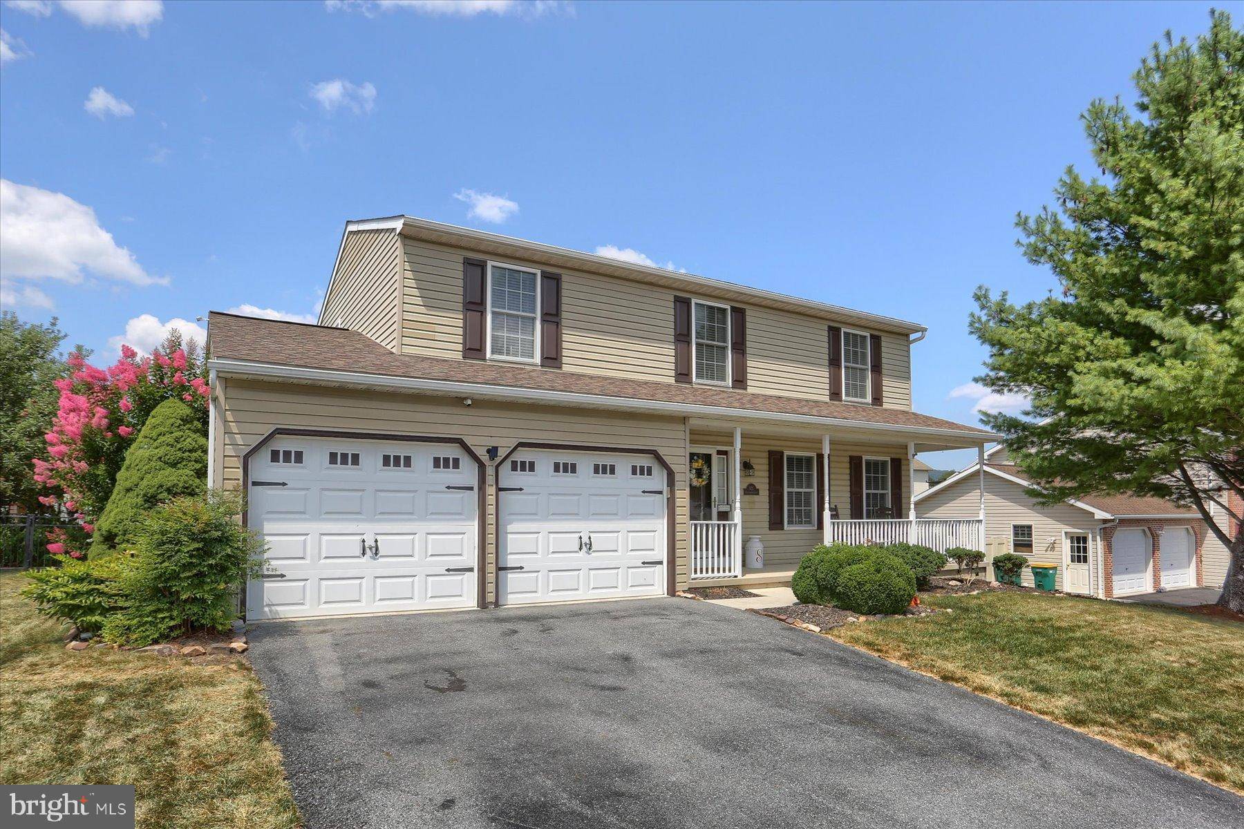 Enola, PA 17025,921 MAPLEWOOD LN