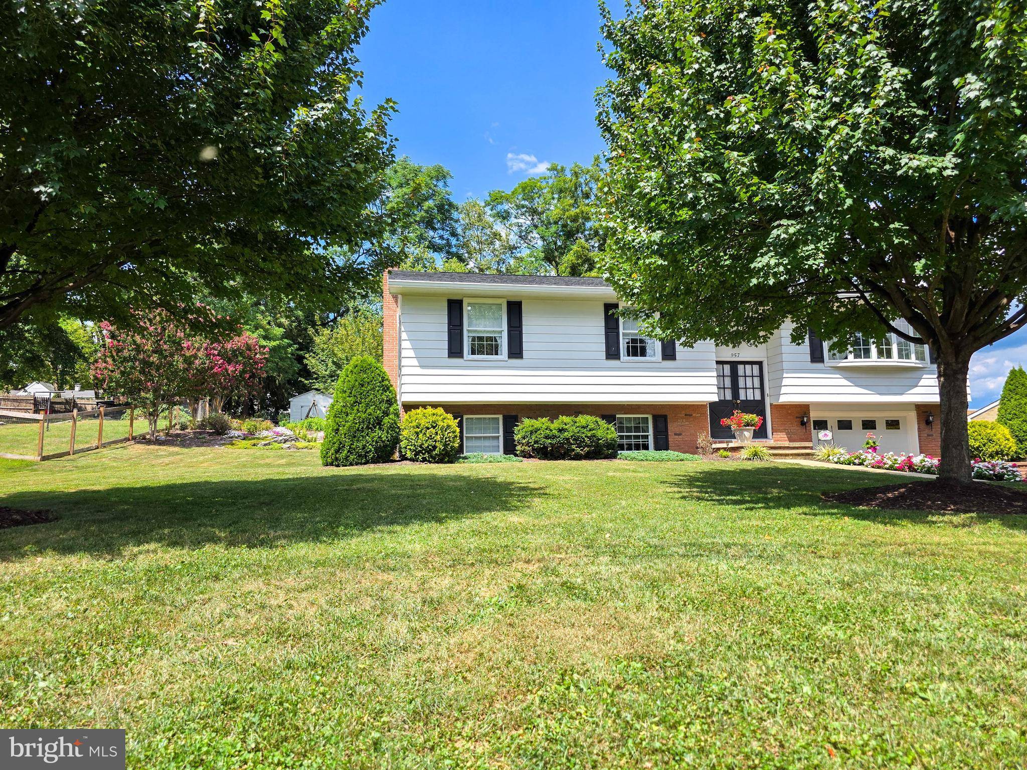 Waynesboro, PA 17268,957 WOODLAND PARKWAY
