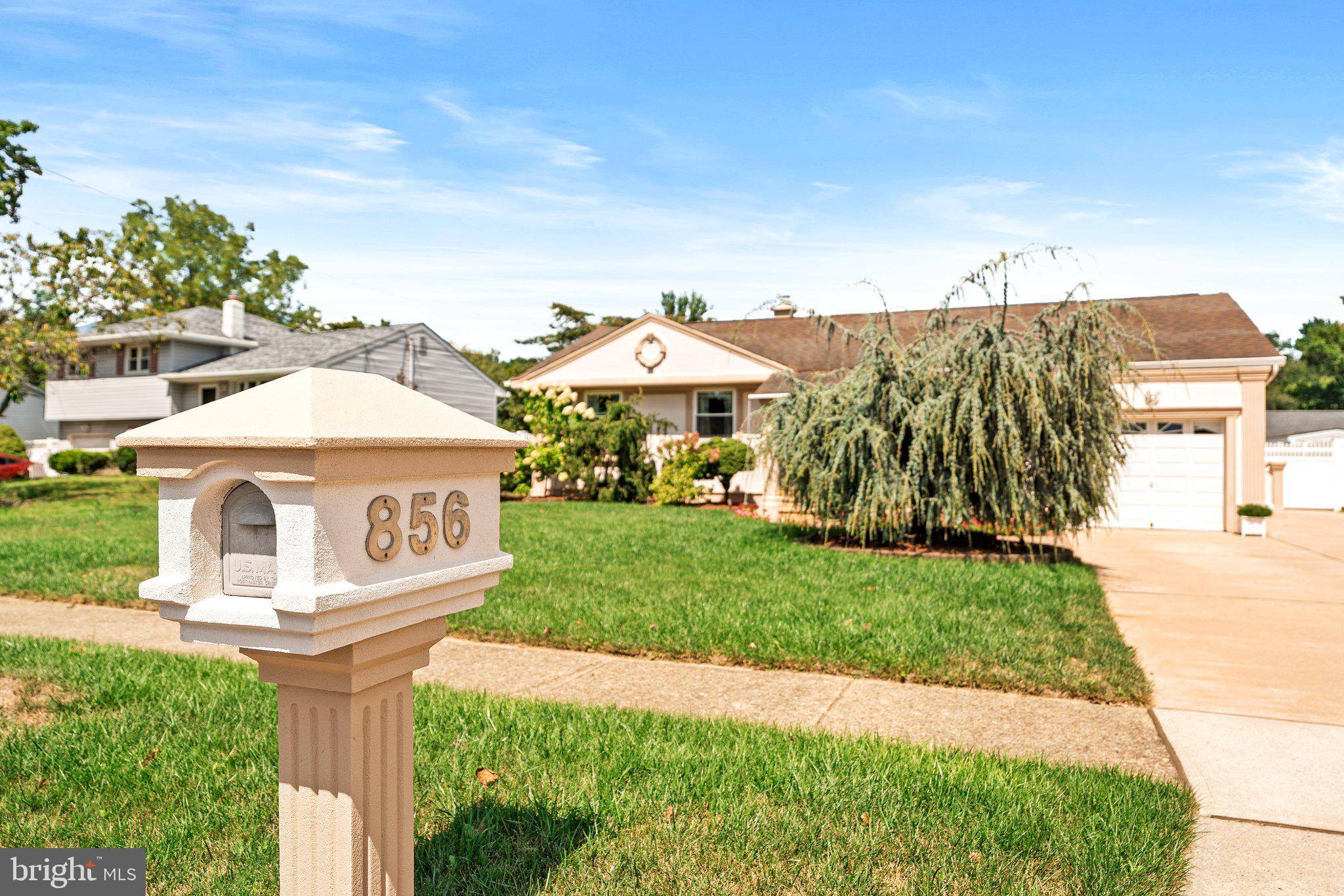 Hamilton, NJ 08690,856 ESTATES BLVD