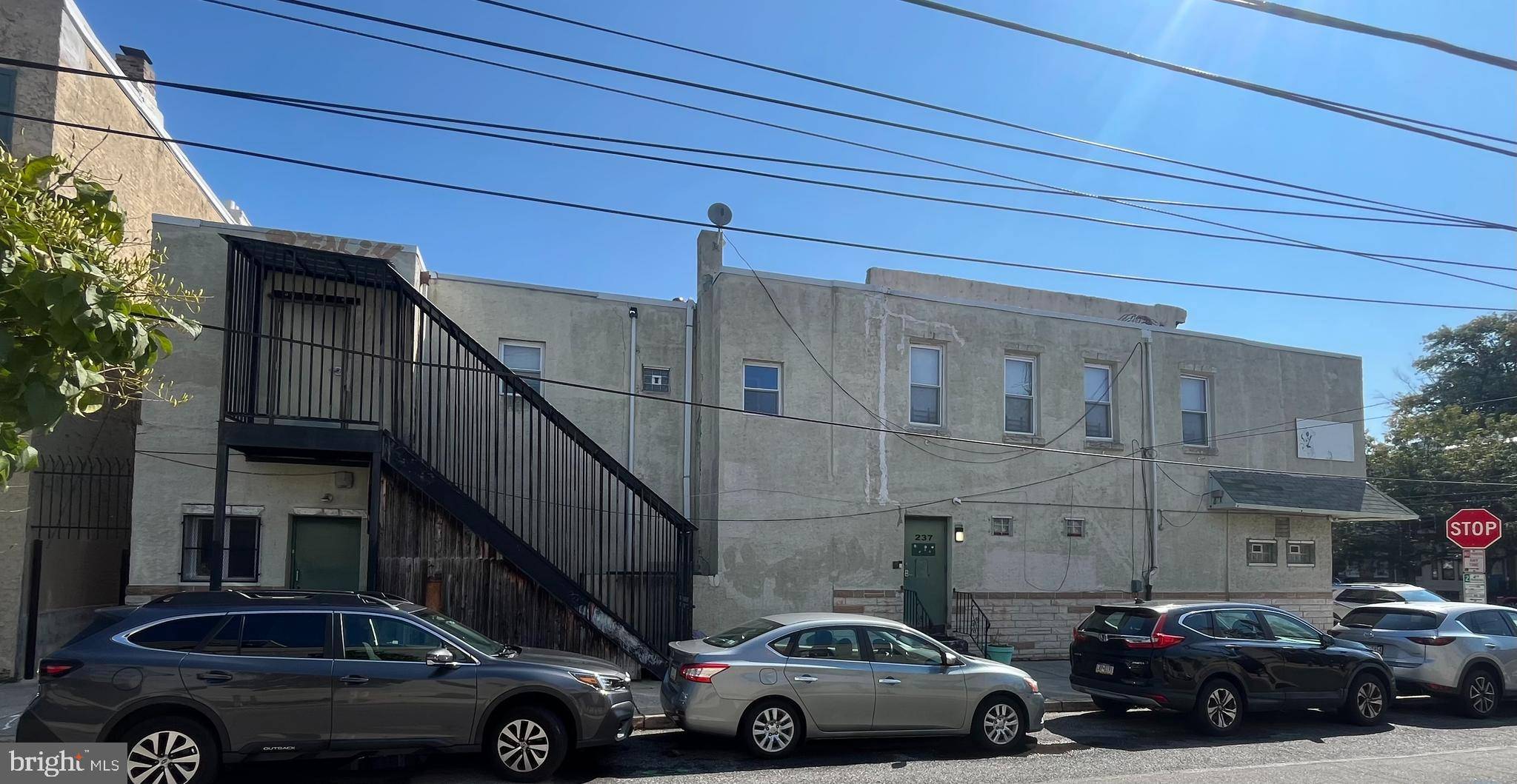 Philadelphia, PA 19125,237 E GIRARD AVE