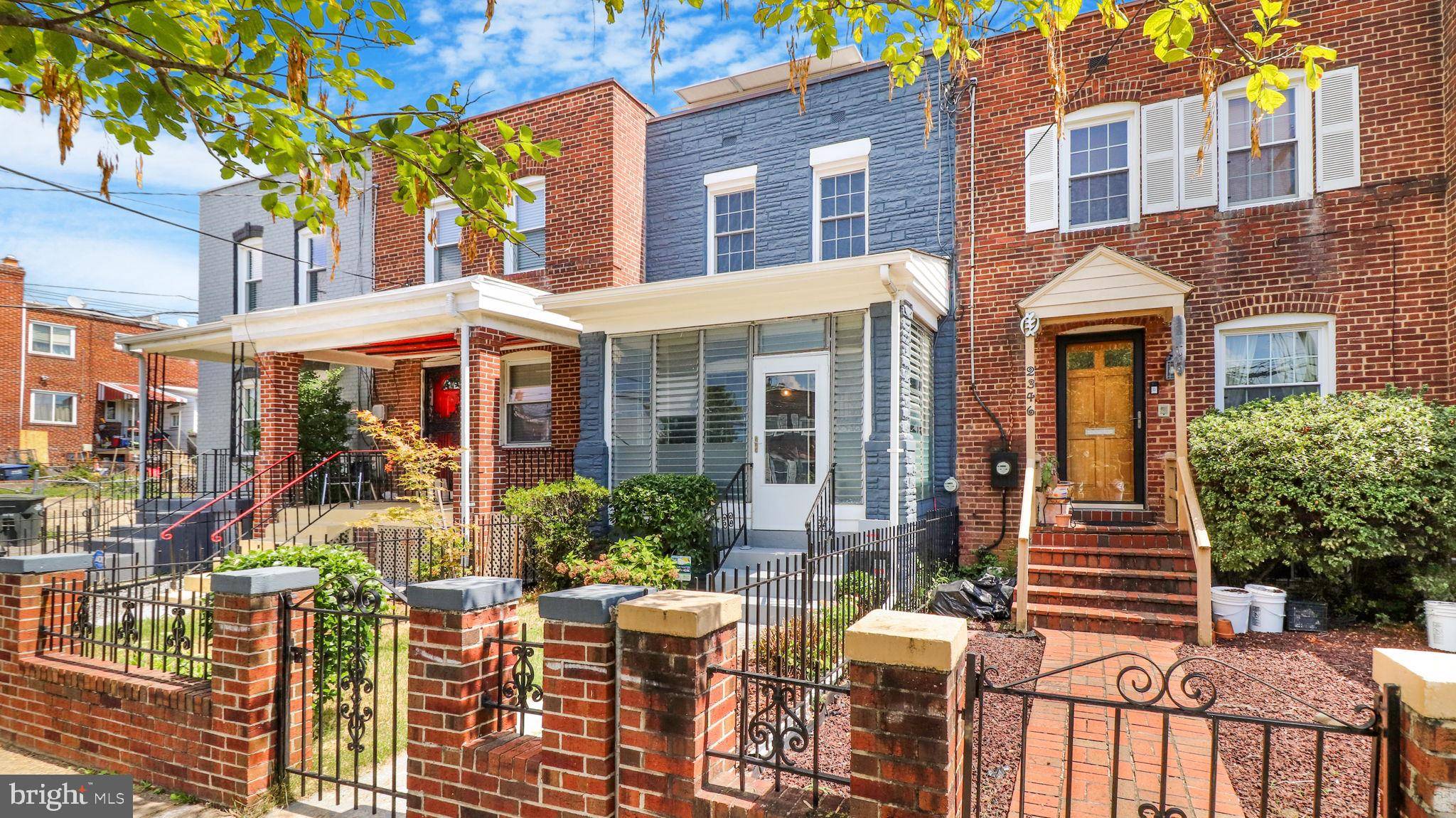 Washington, DC 20020,2344 HUNTER PL SE