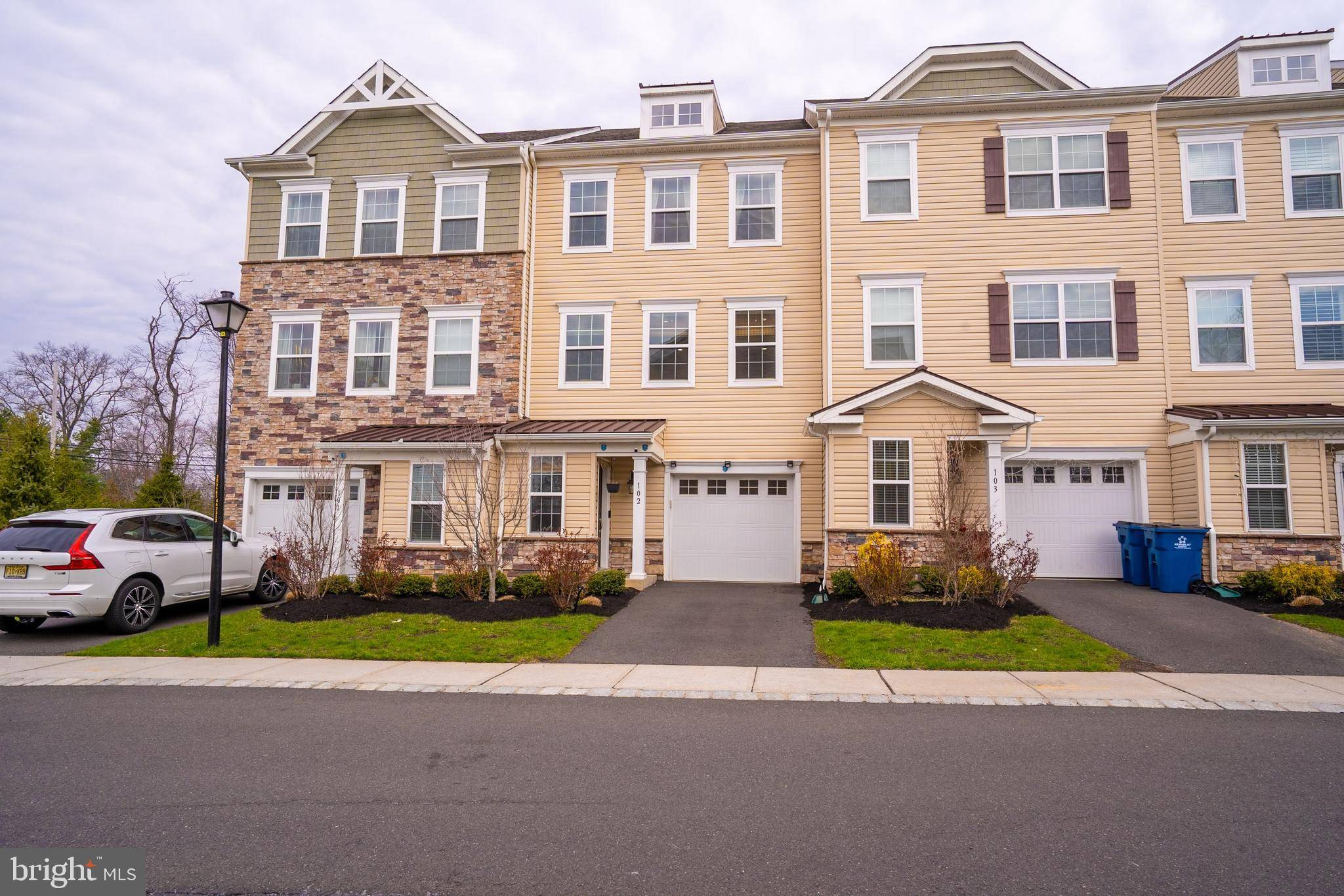 Monroe Township, NJ 08831,102 MATUTINA RD