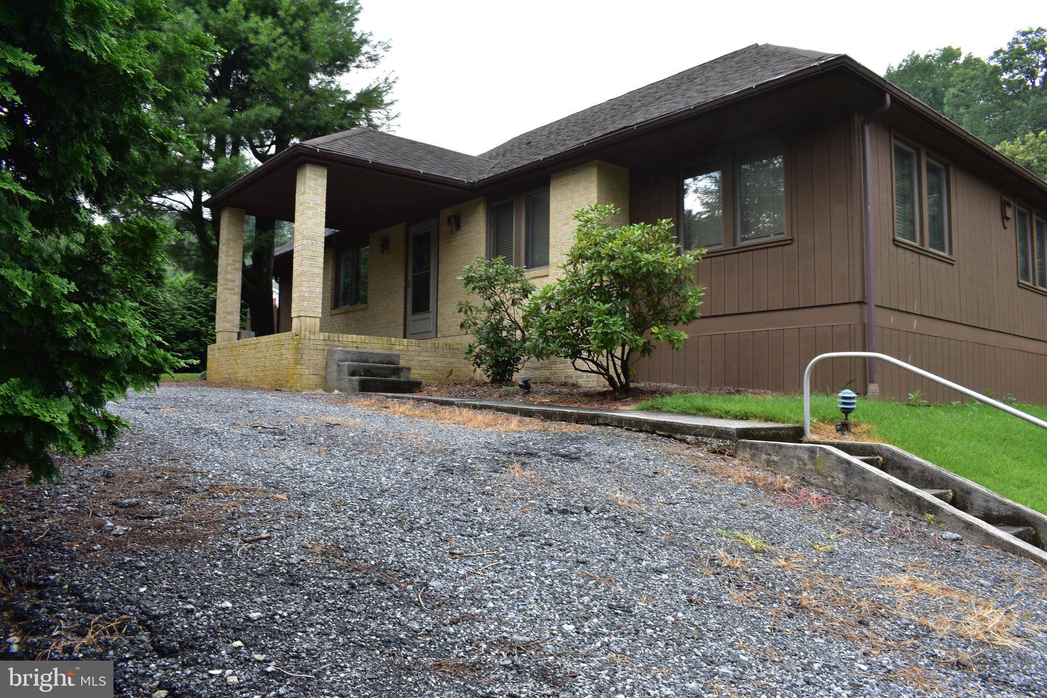 Reading, PA 19606,62 SKYLINE DR