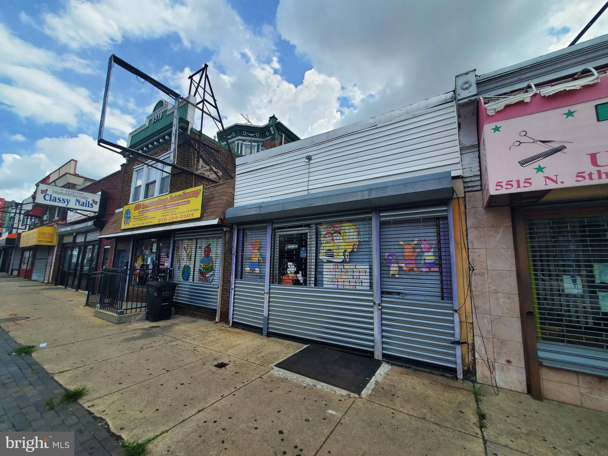 Philadelphia, PA 19120,5517 N 5TH ST