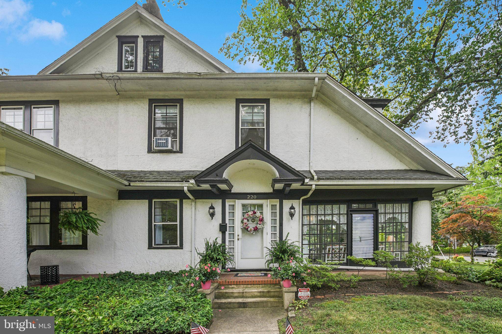 Merchantville, NJ 08109,220 VOLANS ST