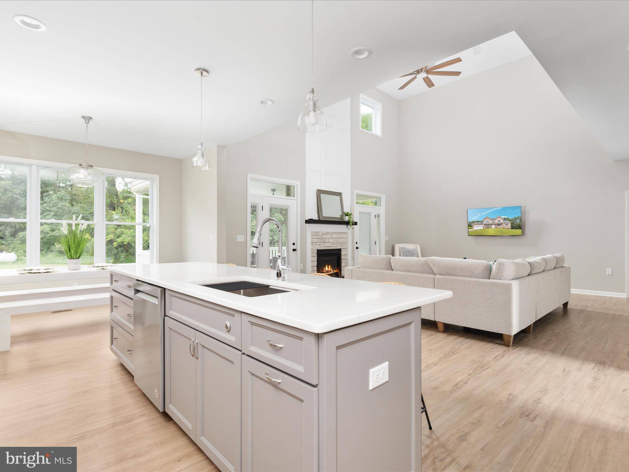 Hedgesville, WV 25427,21 NIMITZ LN