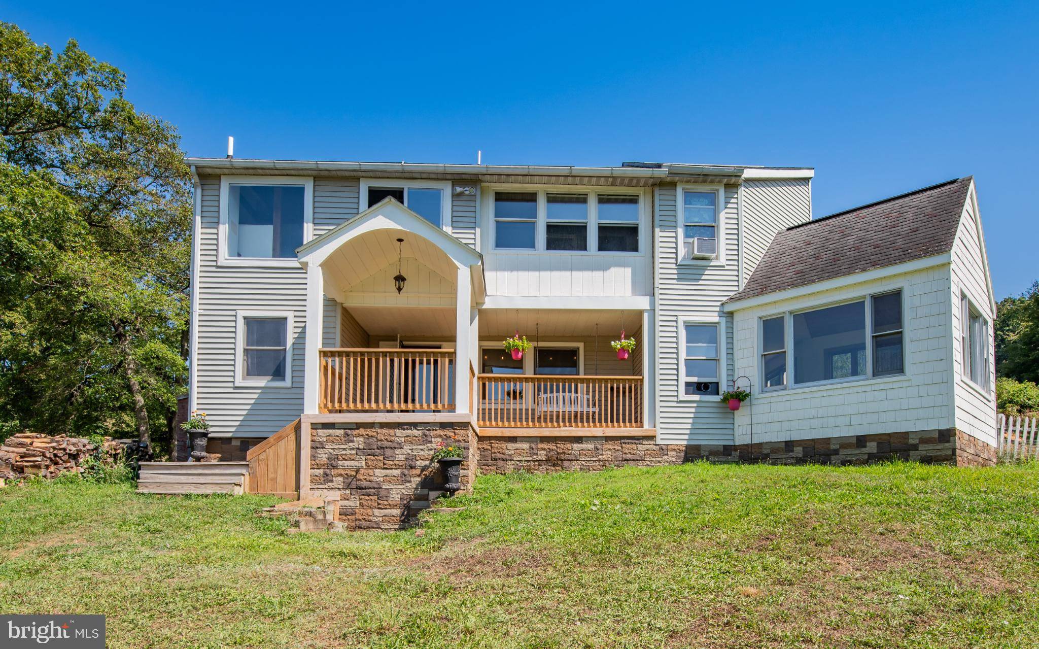 Linden, PA 17744,718 TURKEY PATH RD