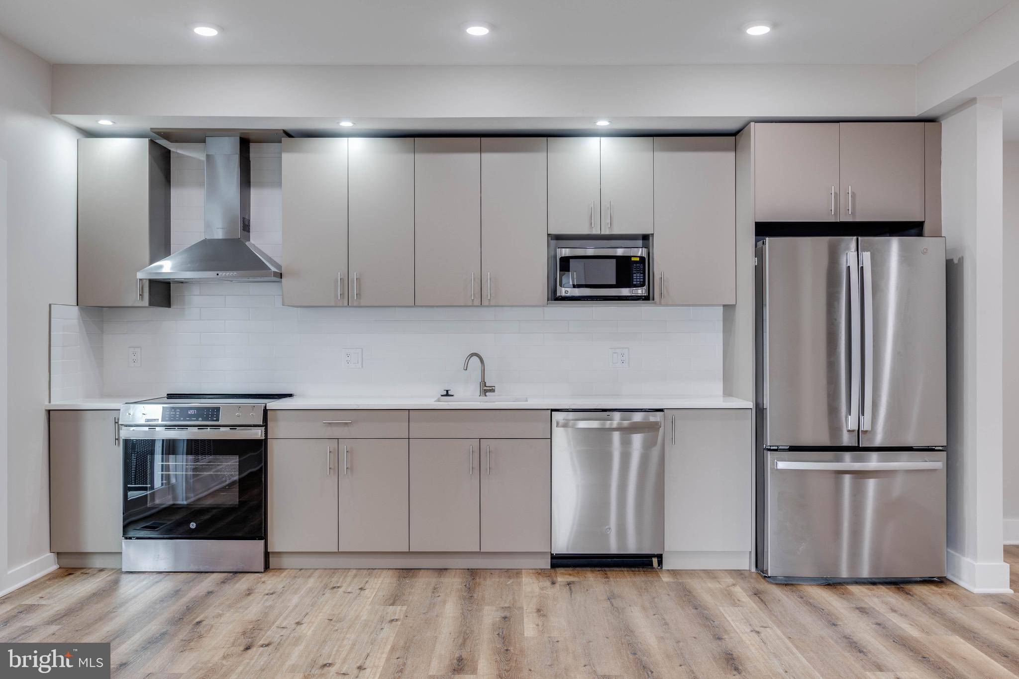 Philadelphia, PA 19130,1434 PARRISH ST #2